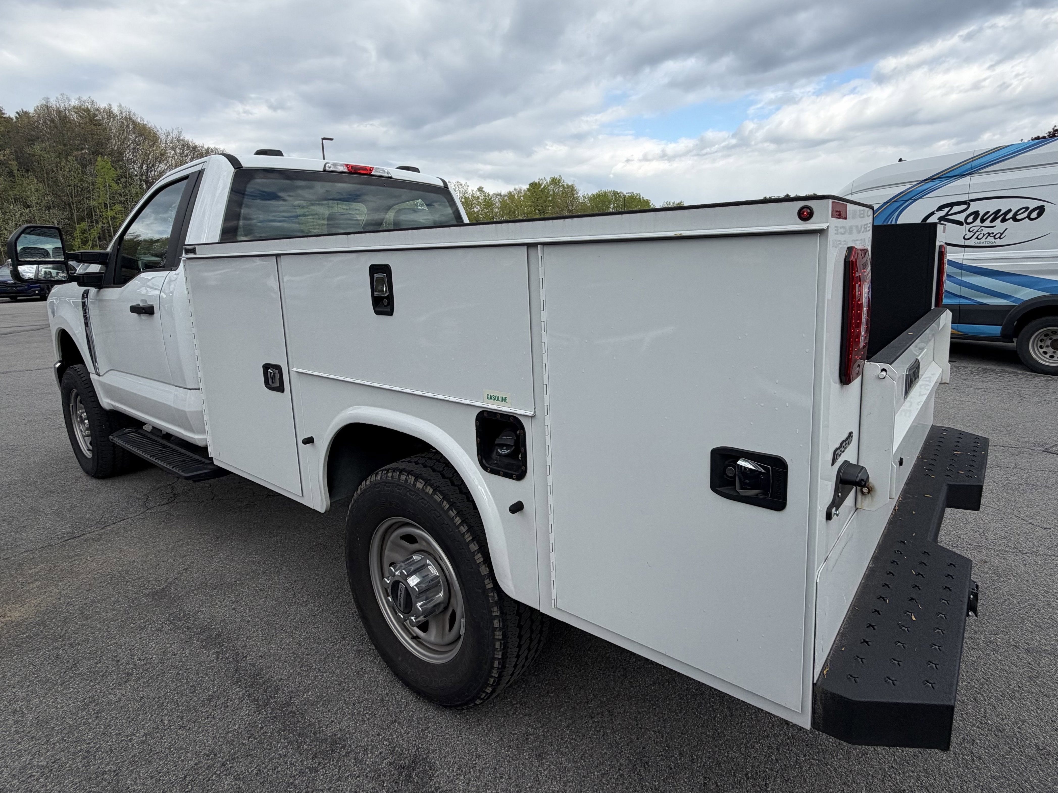2023 Ford F-350SD XL
