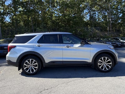 2024 Ford Explorer ST-Line