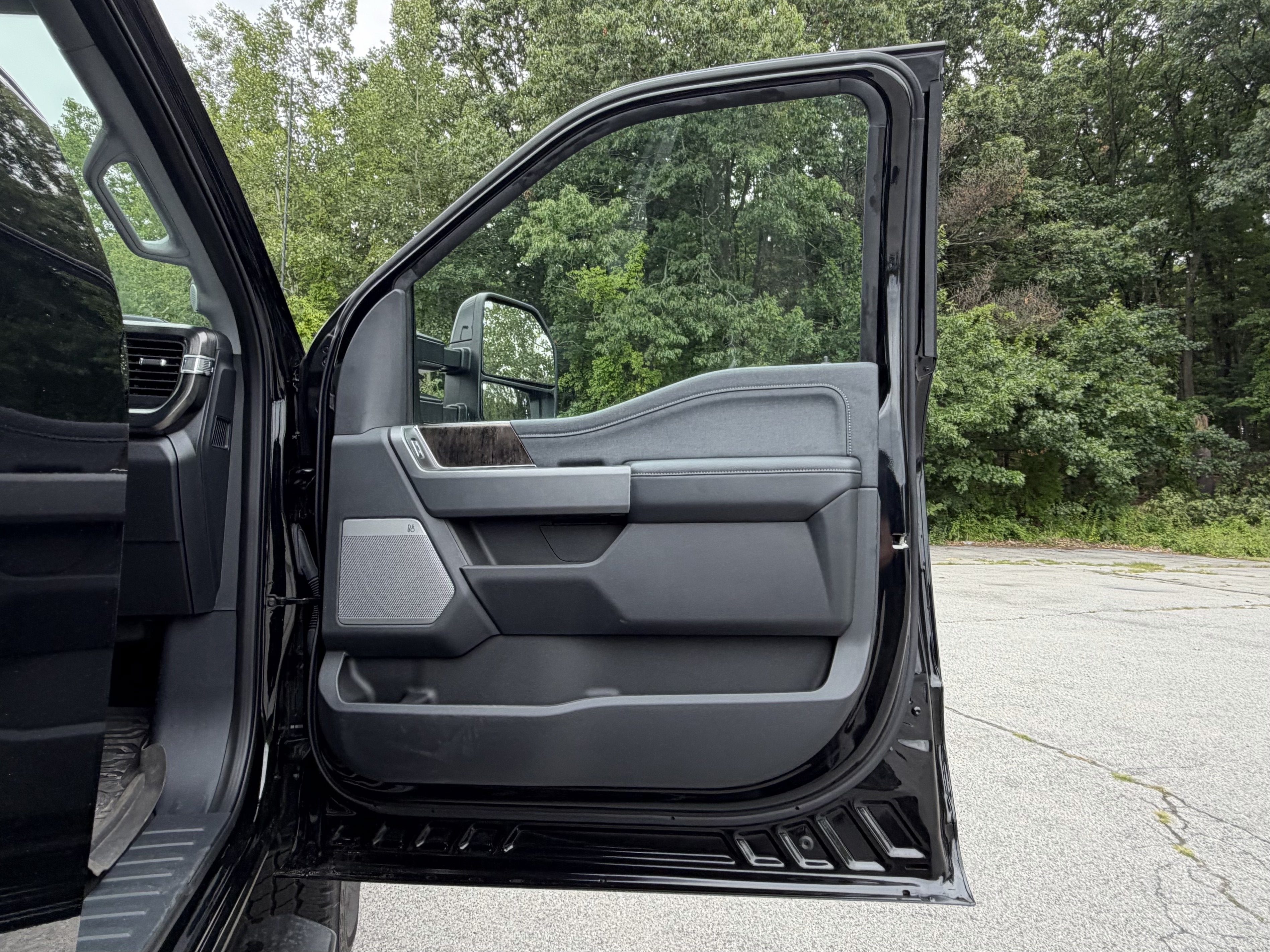 2024 Ford F-350SD Lariat