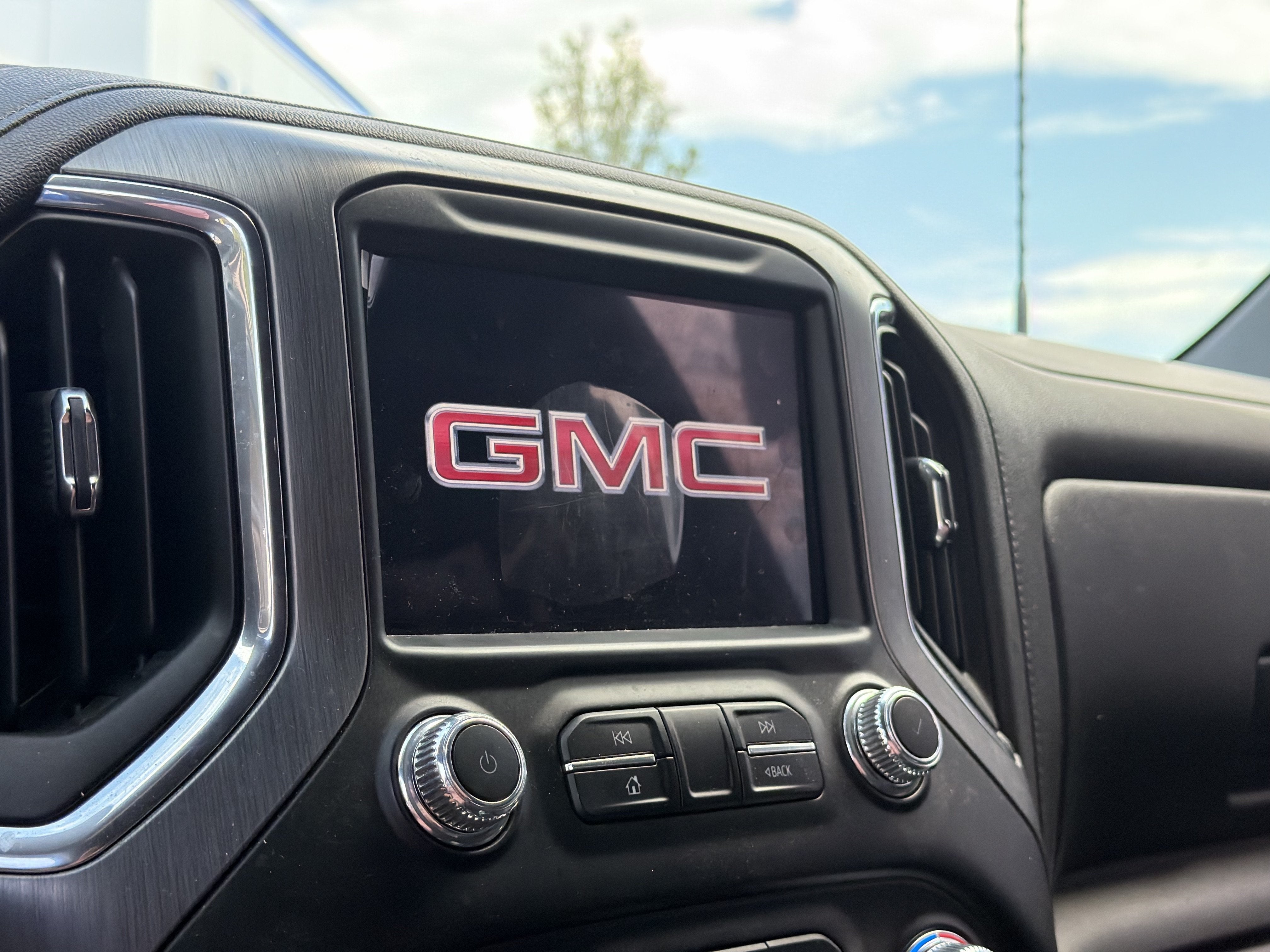 2023 GMC Sierra 2500HD Denali