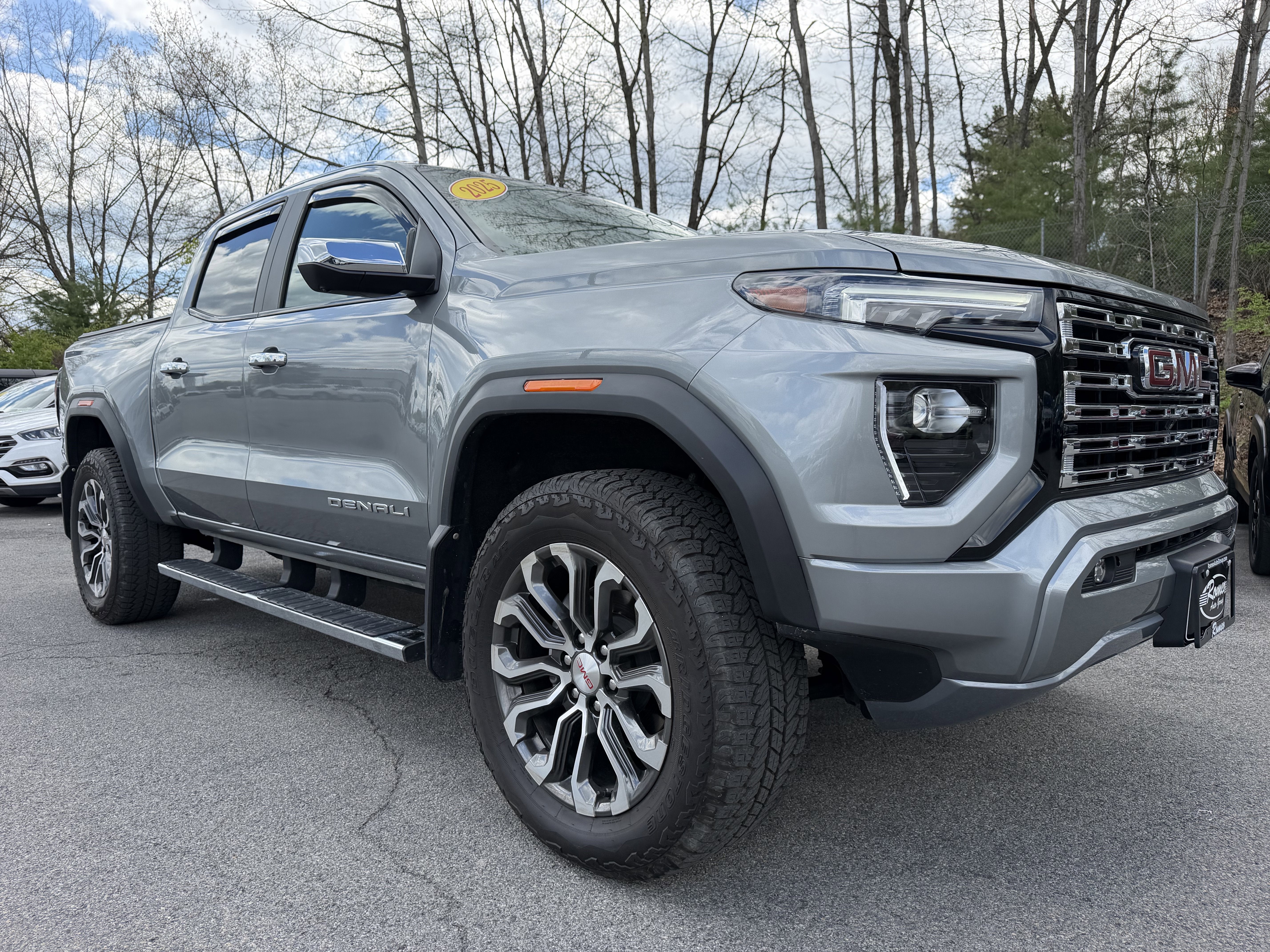 2025 GMC Canyon Denali