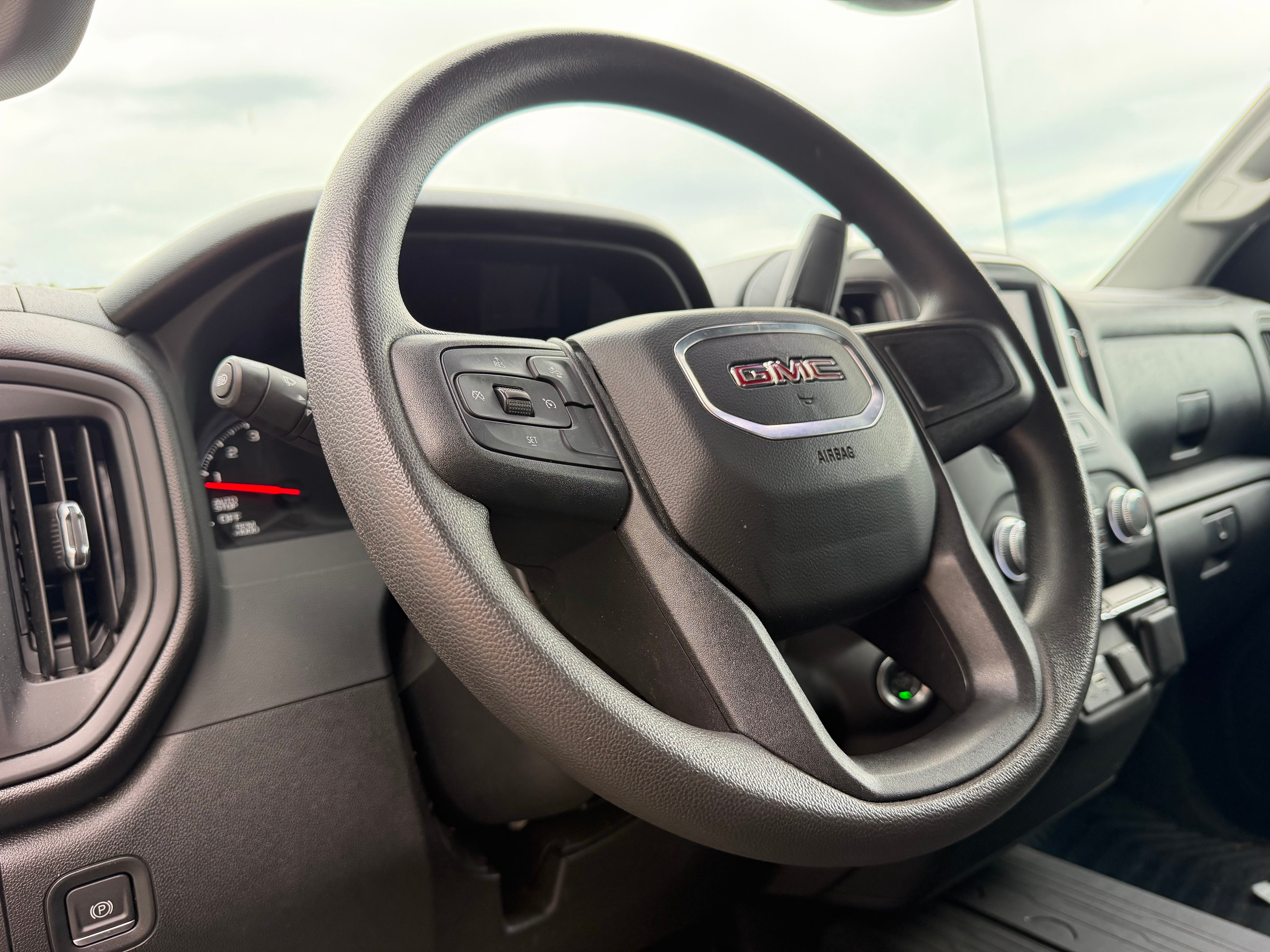 2024 GMC Sierra 1500 Pro
