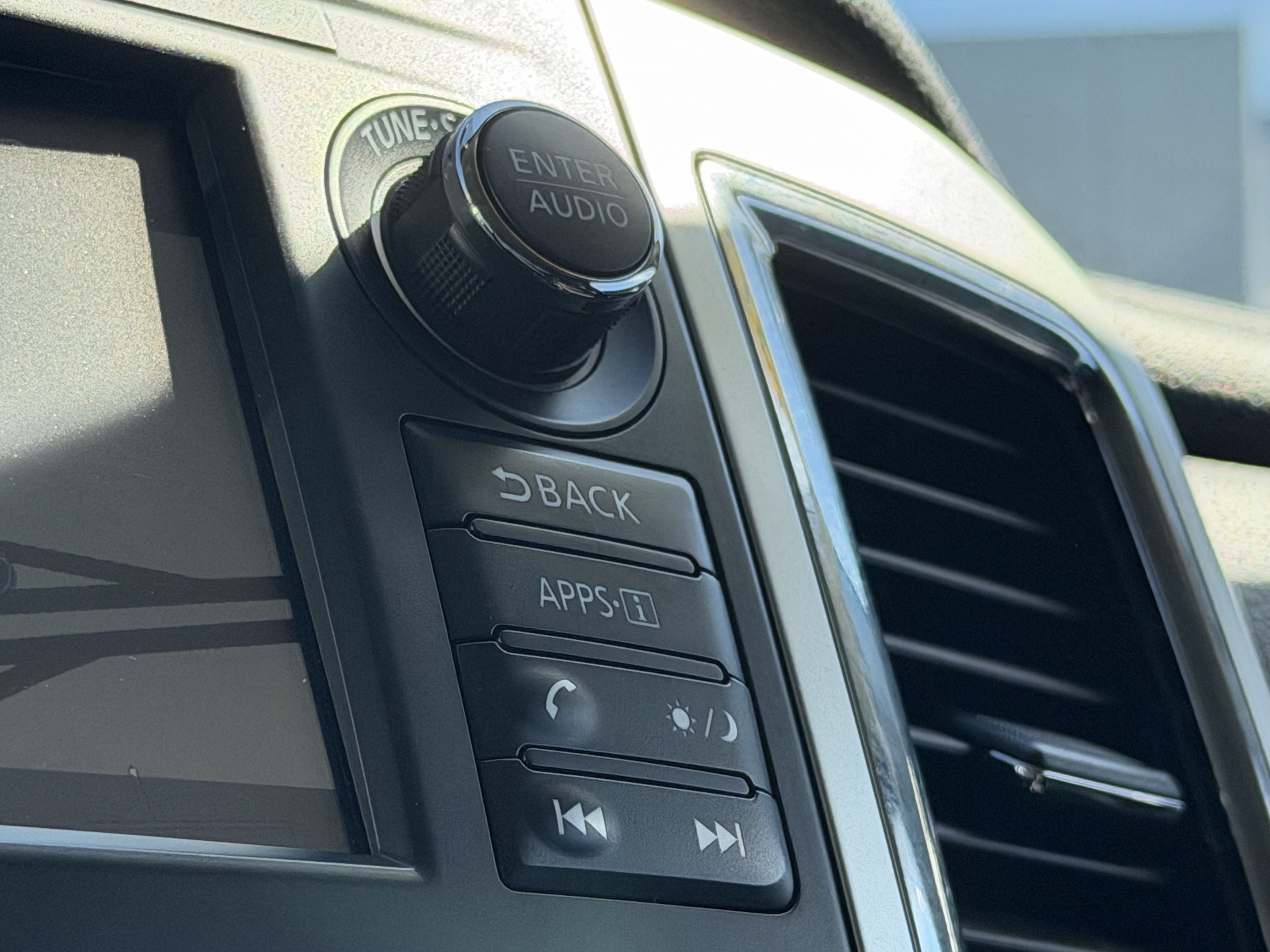 2017 Nissan Titan PRO-4X