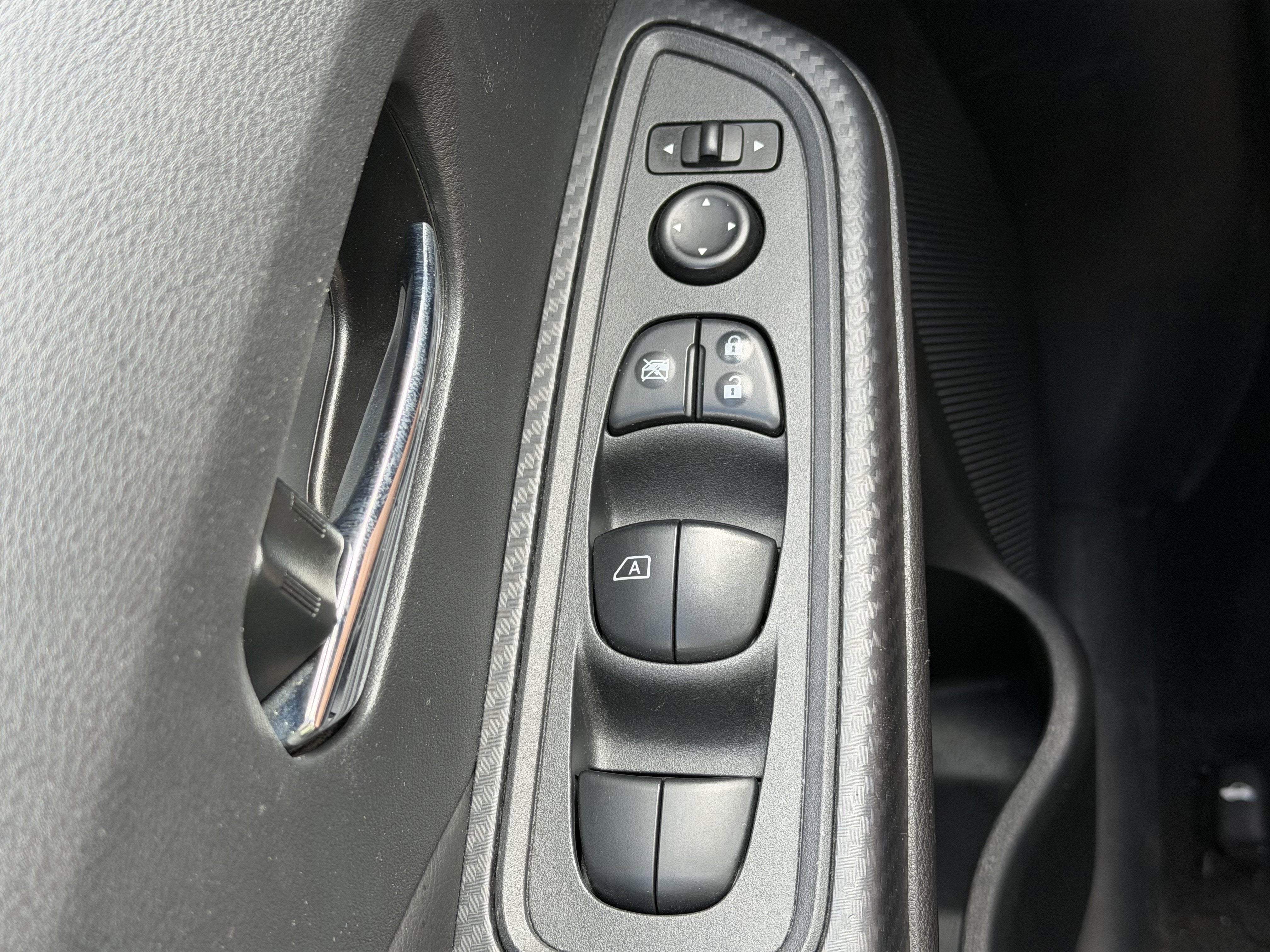 2020 Nissan Versa 1.6 SV