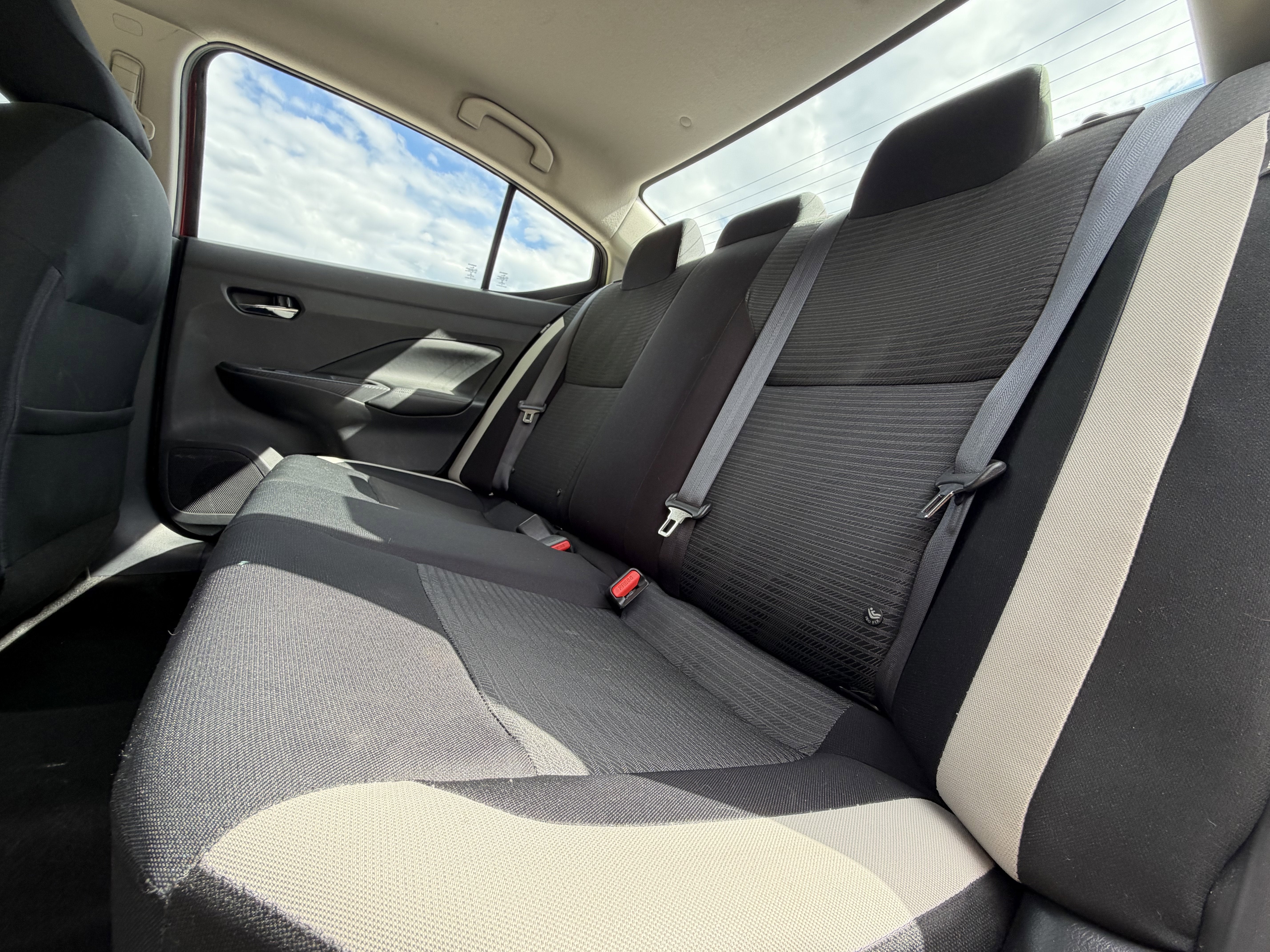 2020 Nissan Versa 1.6 SV