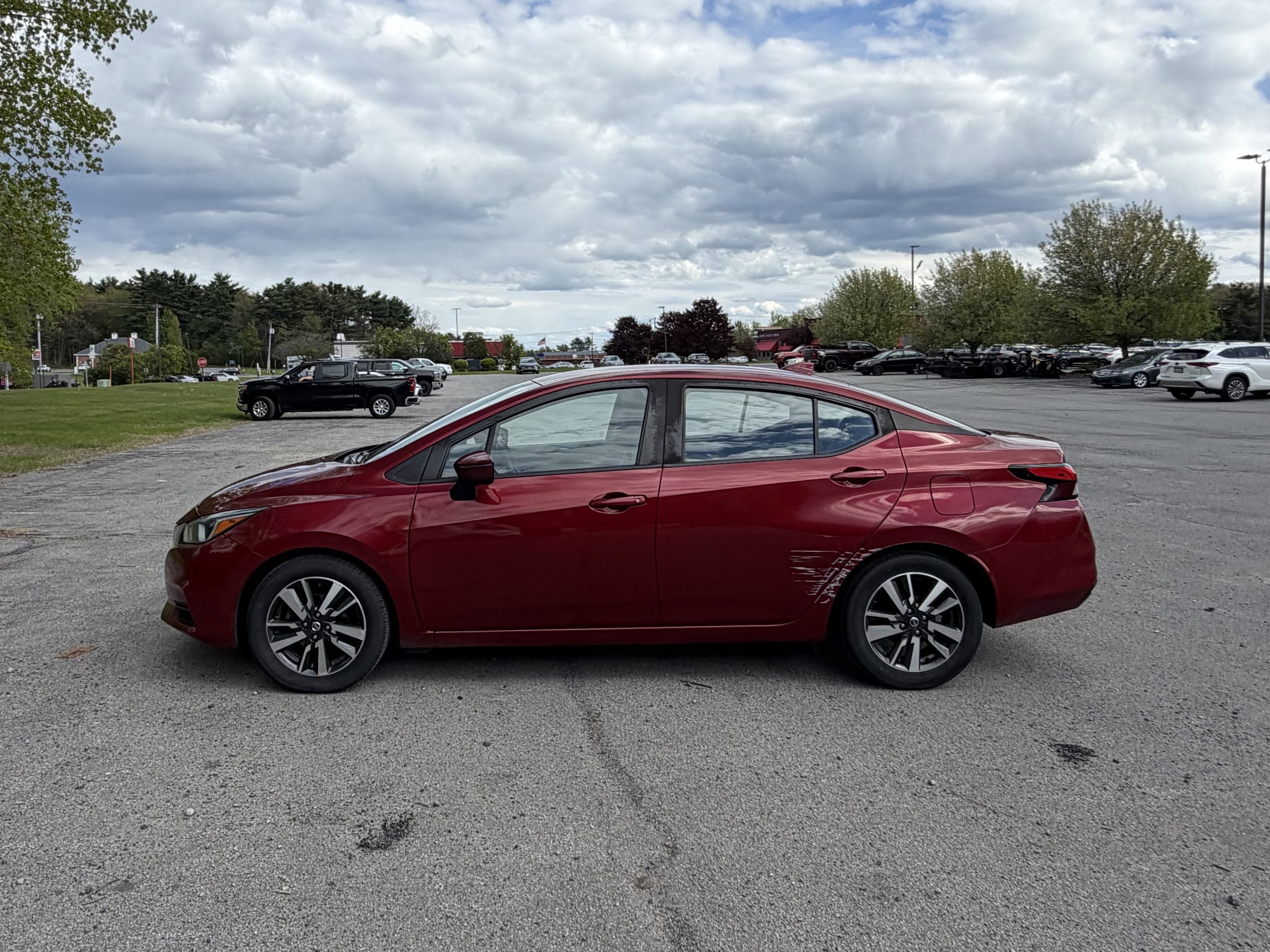 2020 Nissan Versa 1.6 SV