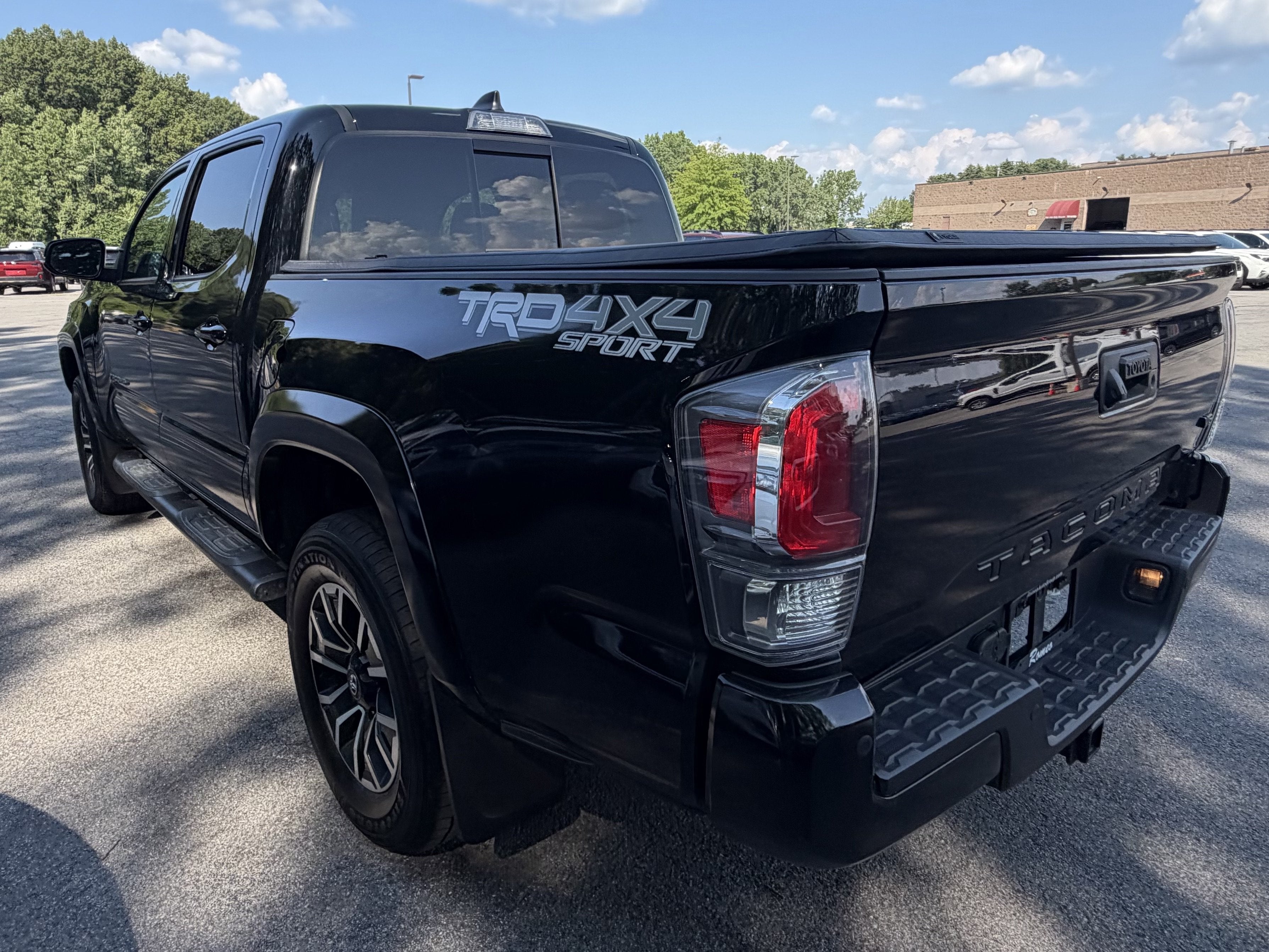 2023 Toyota Tacoma TRD Sport V6