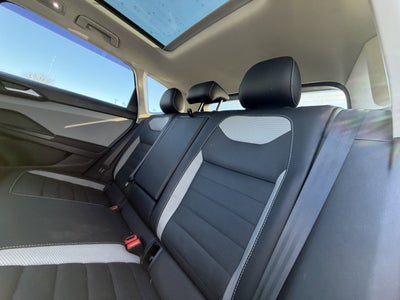 2022 Volkswagen Taos SEL