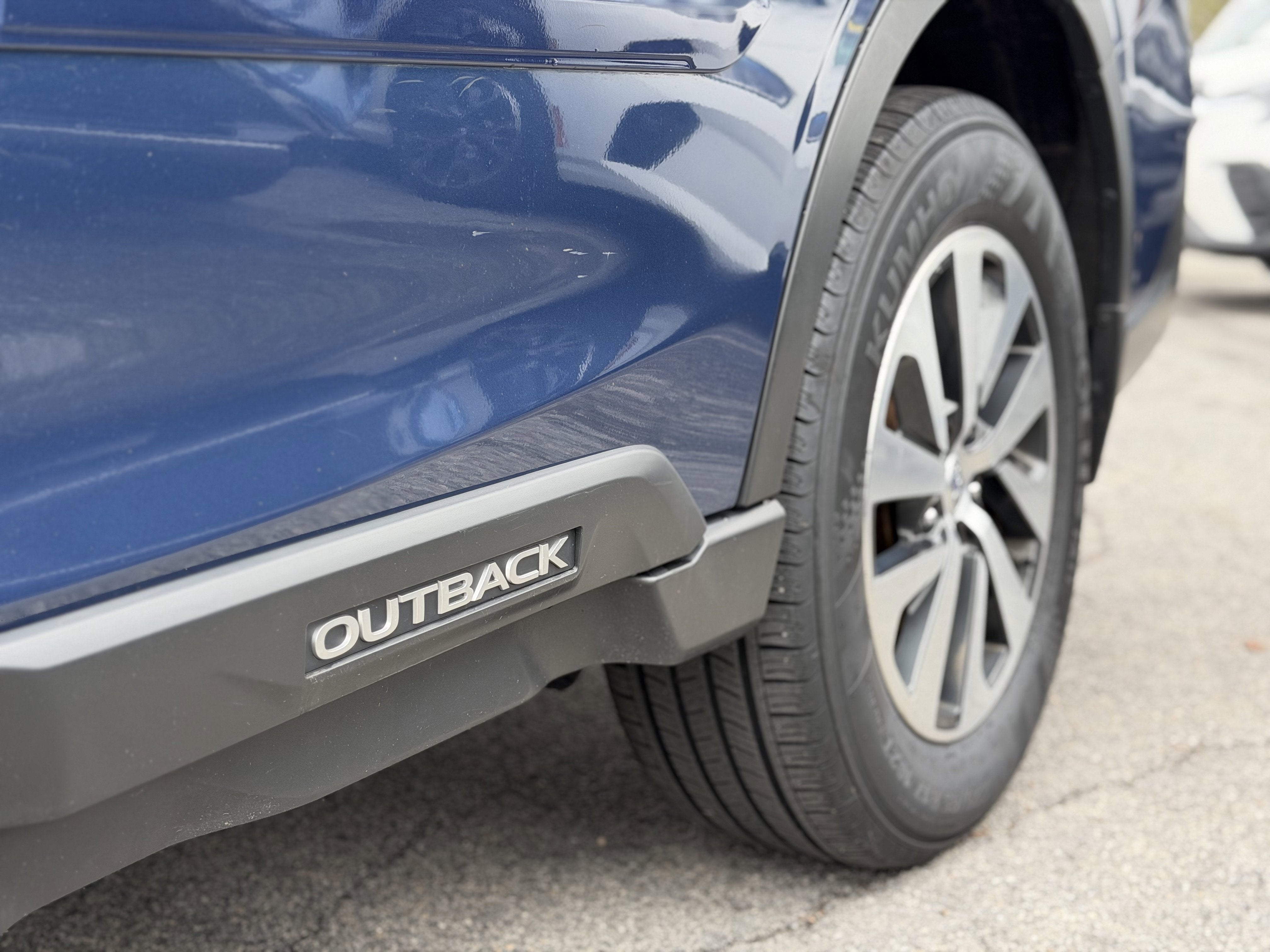 2022 Subaru Outback Premium