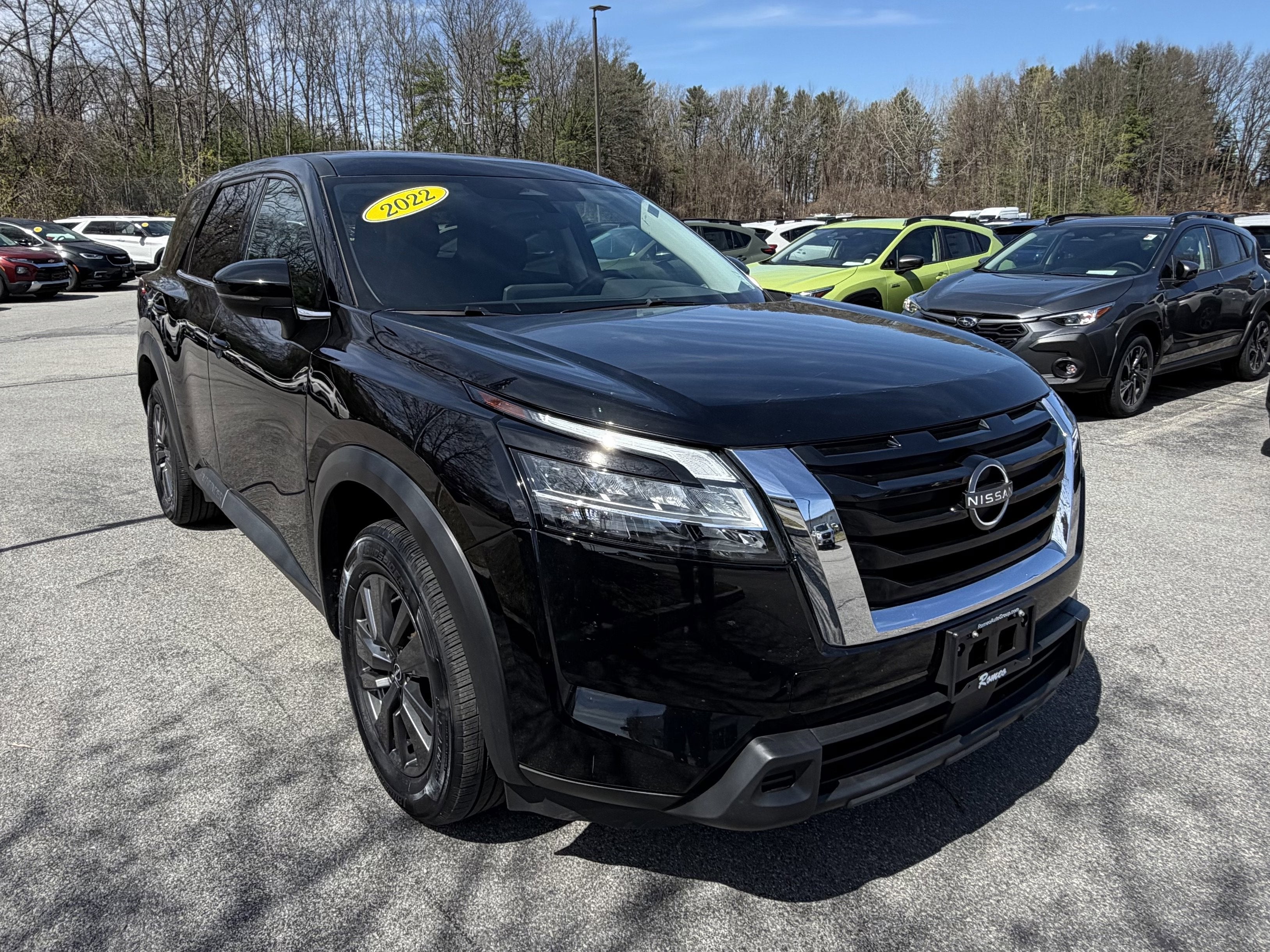 2022 Nissan Pathfinder S