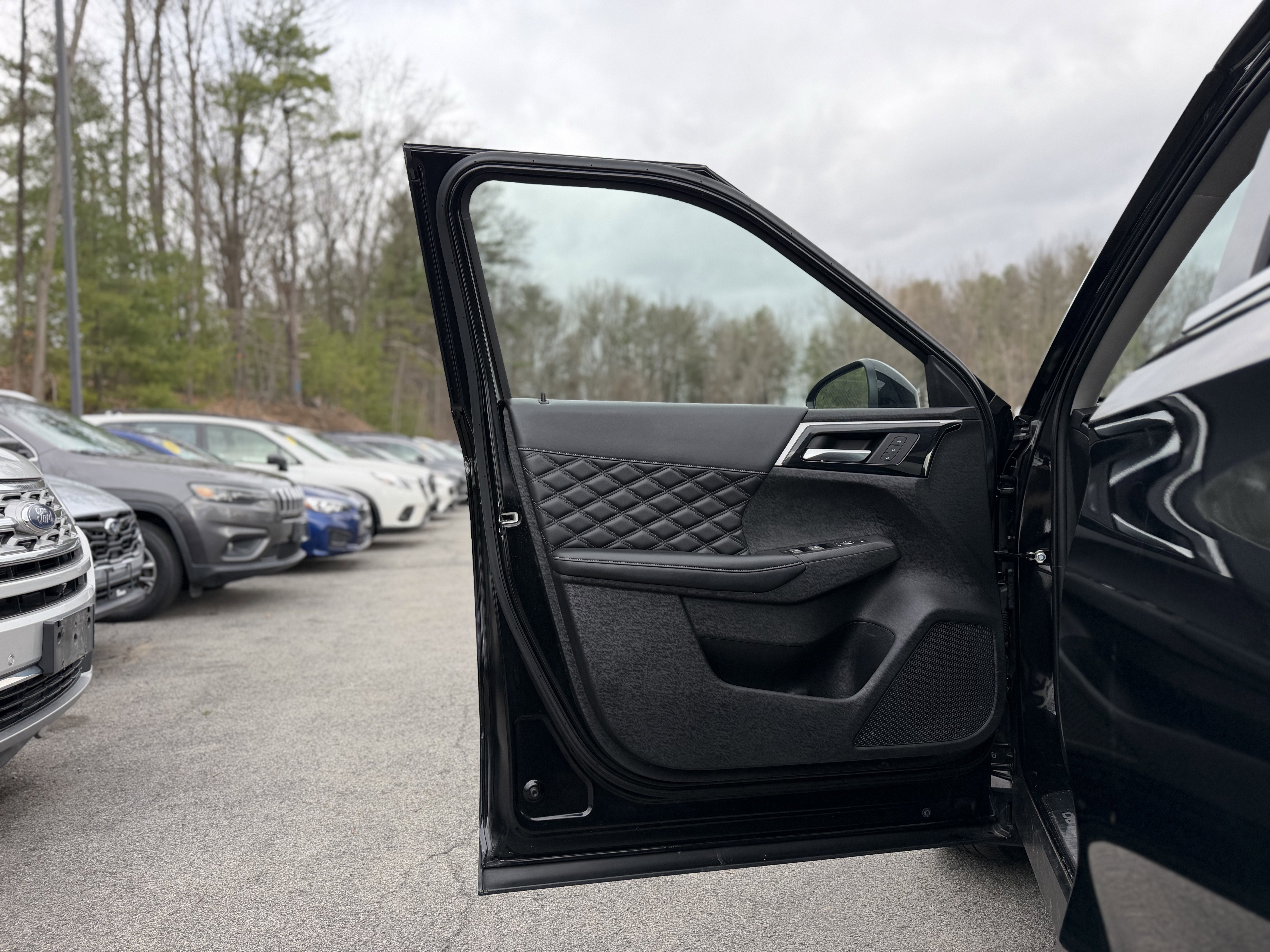 2023 Mitsubishi Outlander PHEV SEL