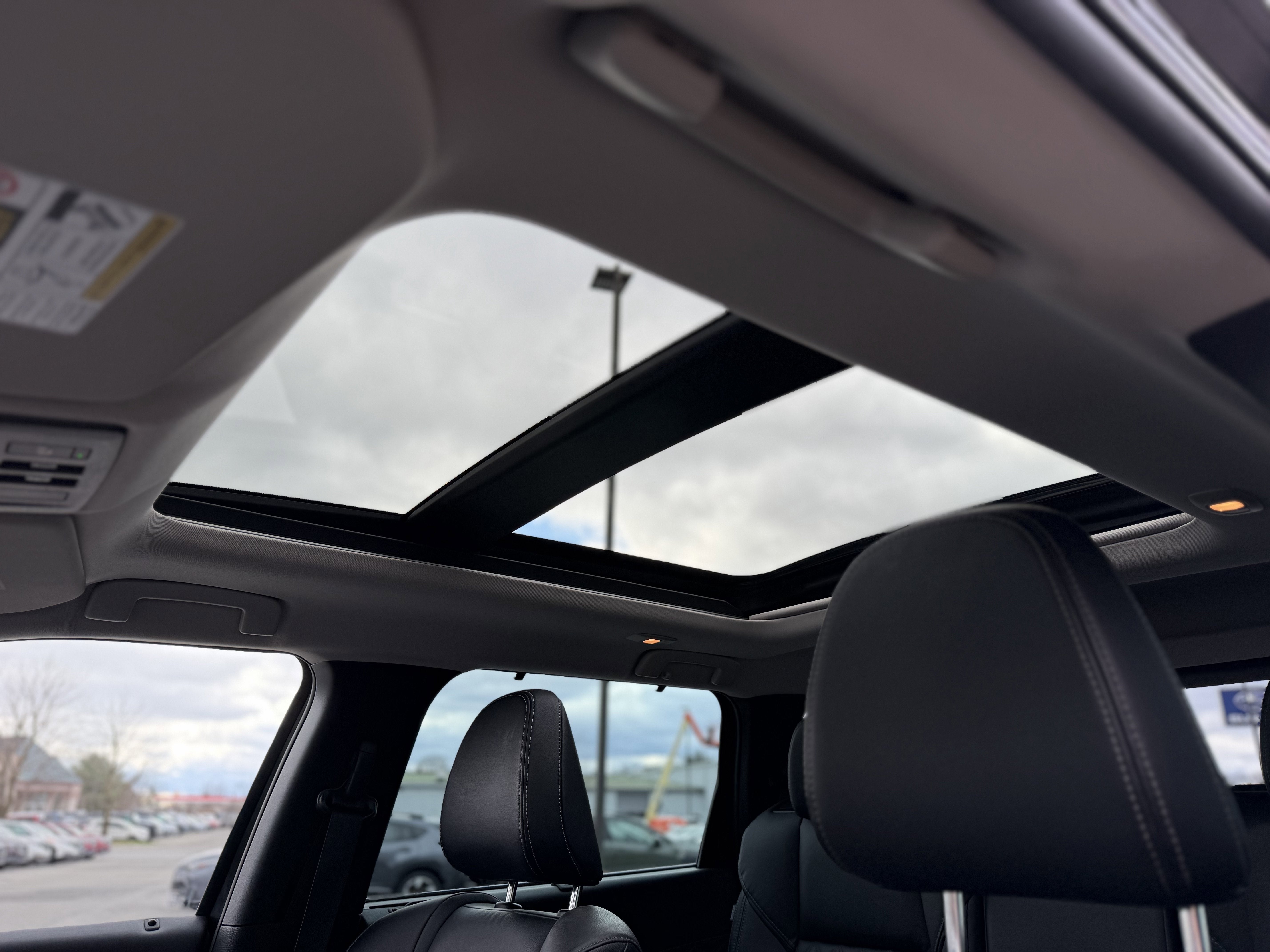 2023 Mitsubishi Outlander PHEV SEL