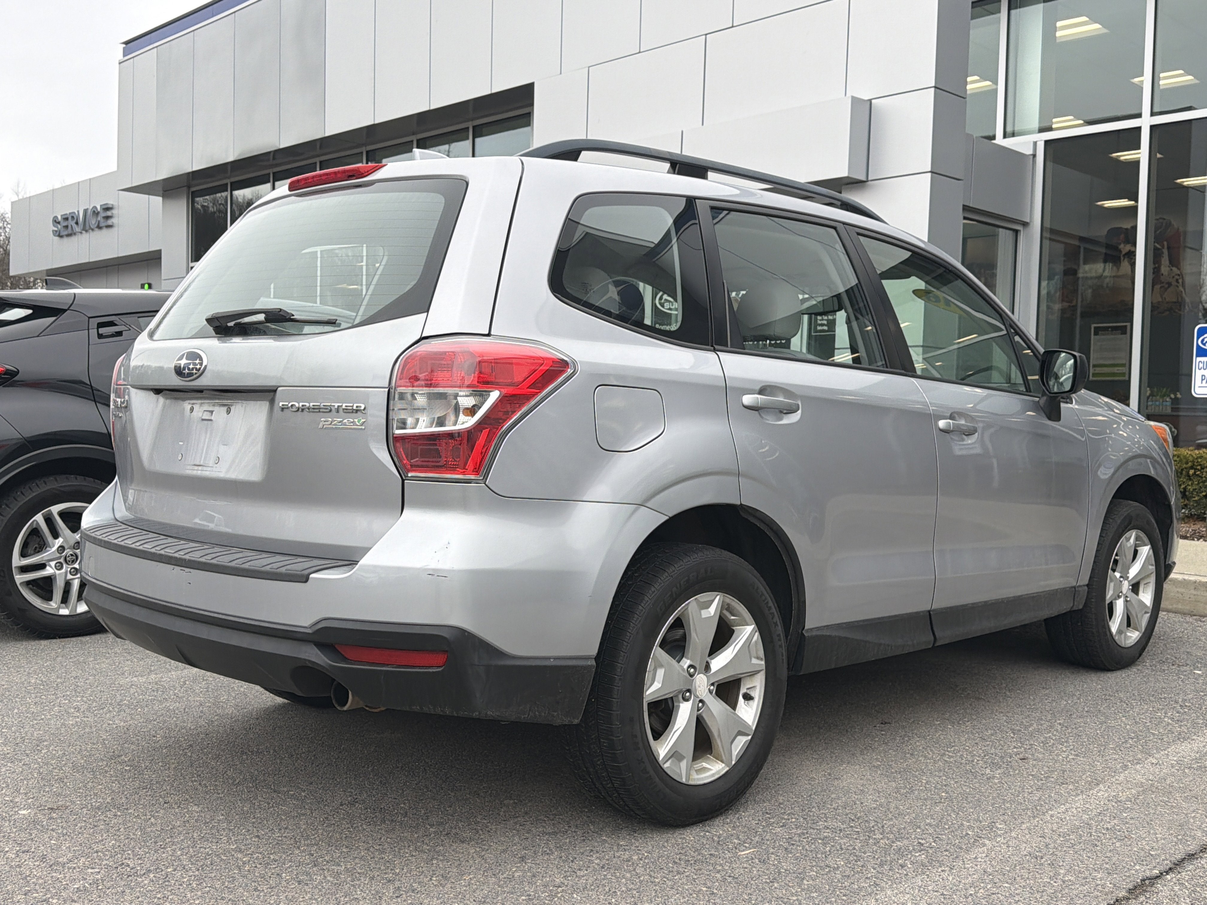 2016 Subaru Forester 2.5i