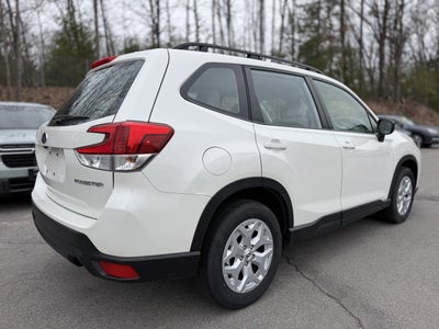 2023 Subaru Forester Base