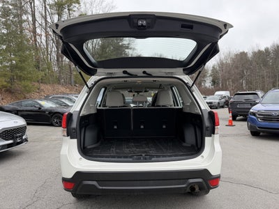 2023 Subaru Forester Base