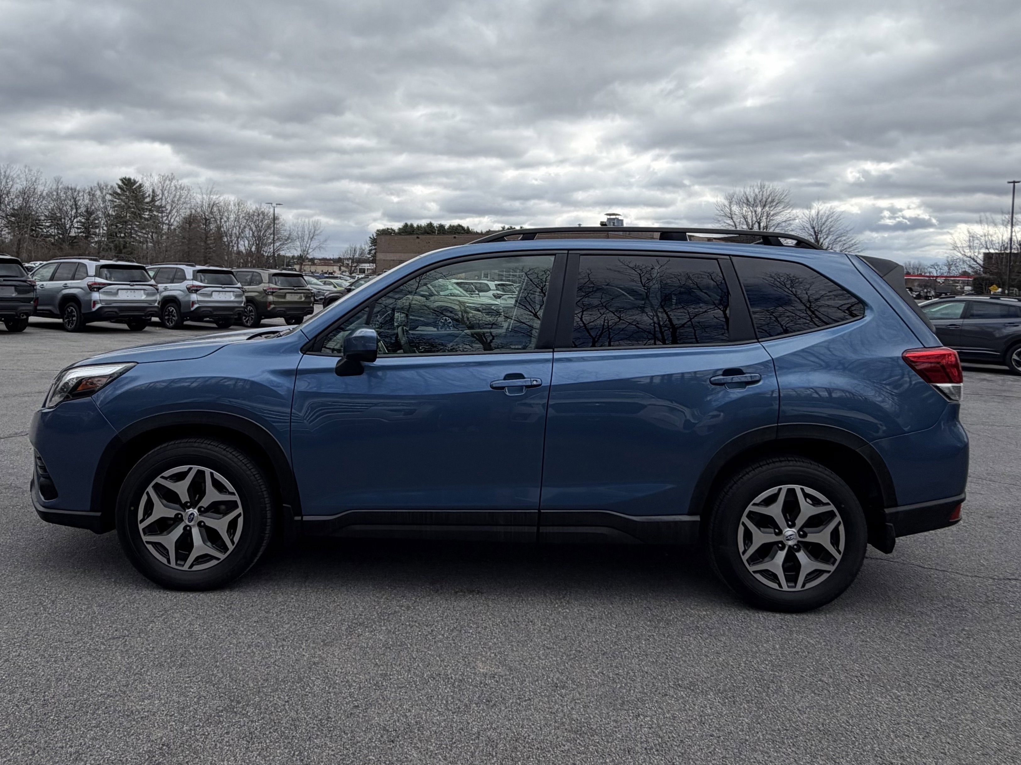 2024 Subaru Forester Premium