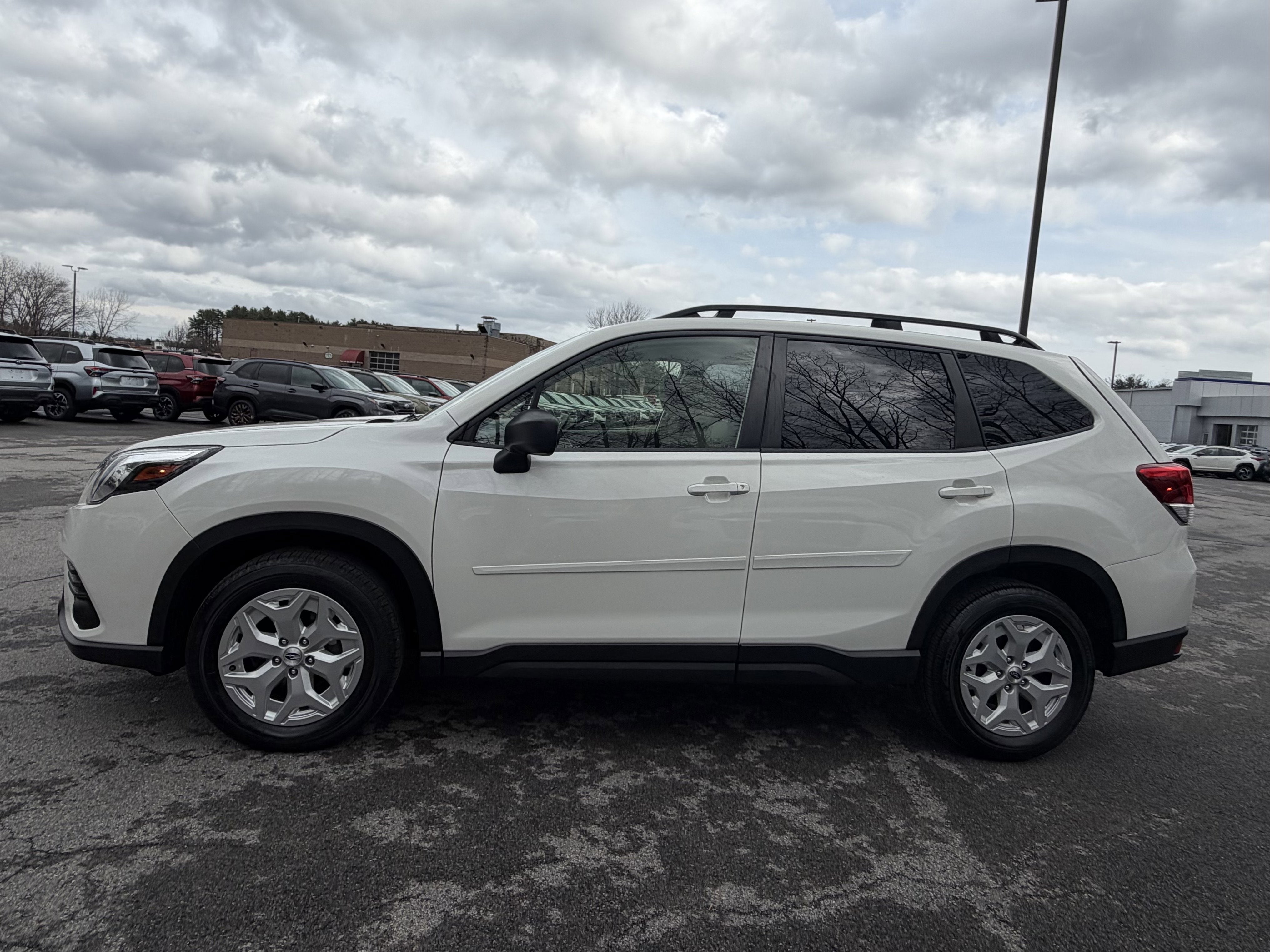 2023 Subaru Forester Base