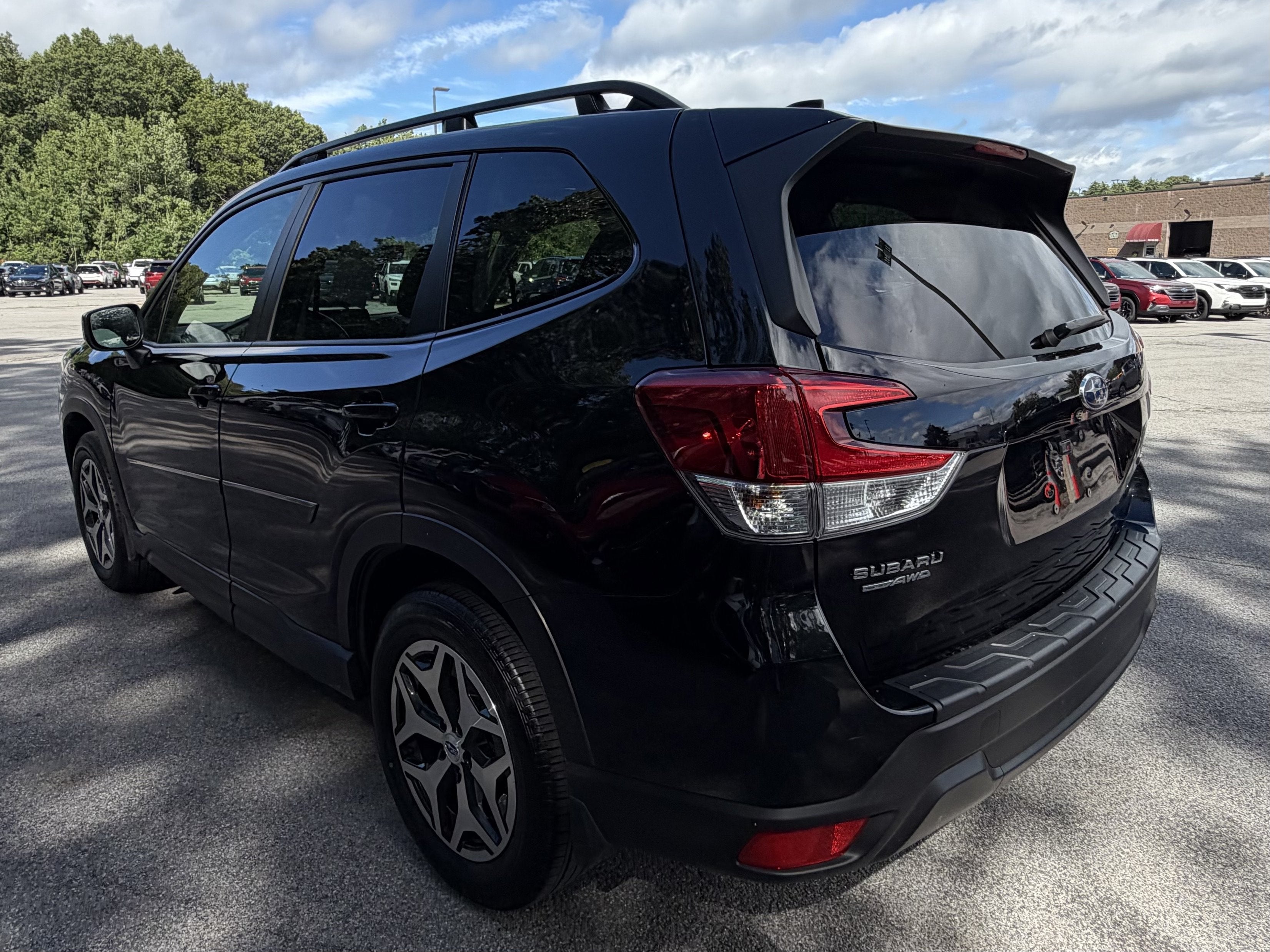 2023 Subaru Forester Premium