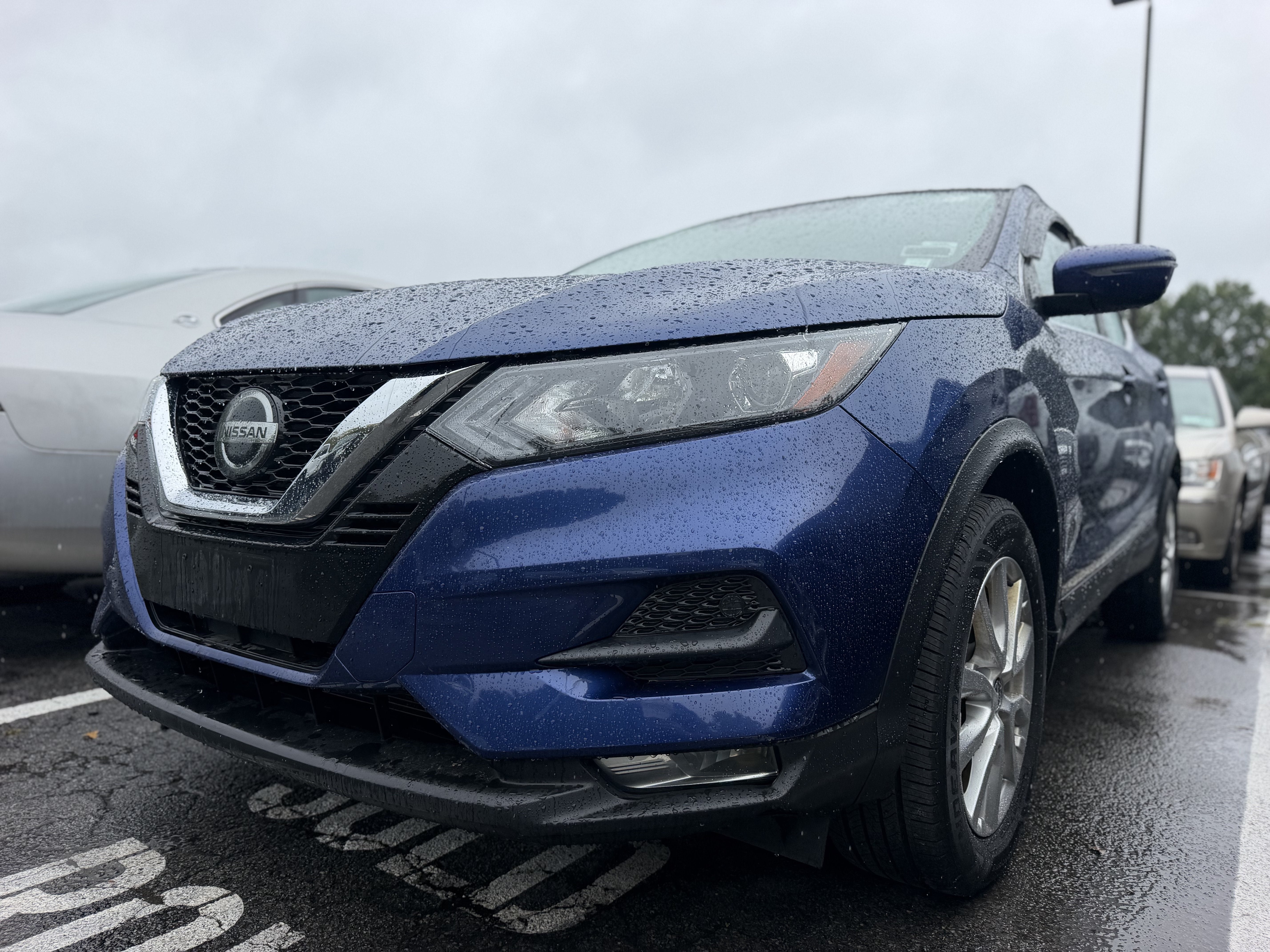 2020 Nissan Rogue Sport SV