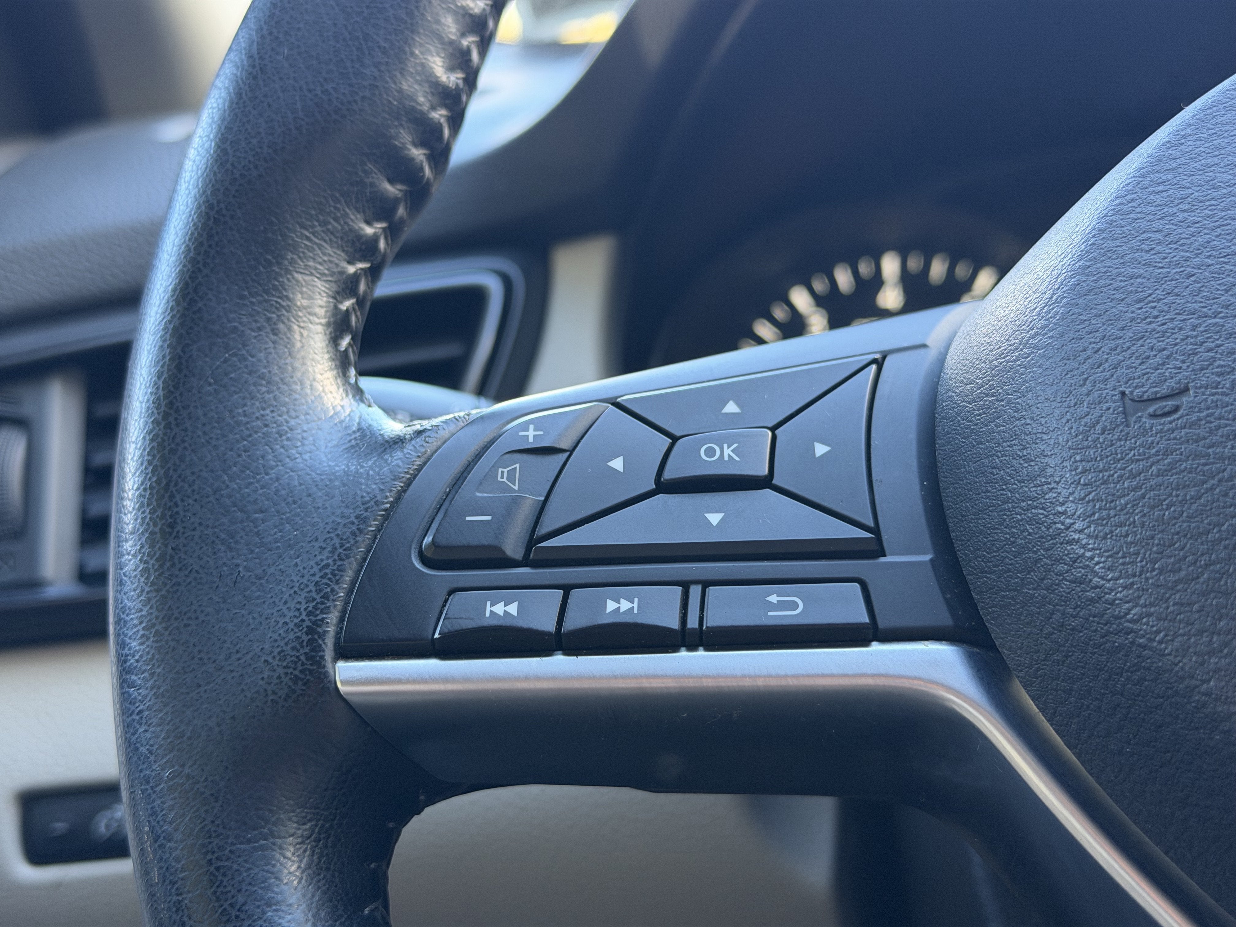 2020 Nissan Rogue Sport SV