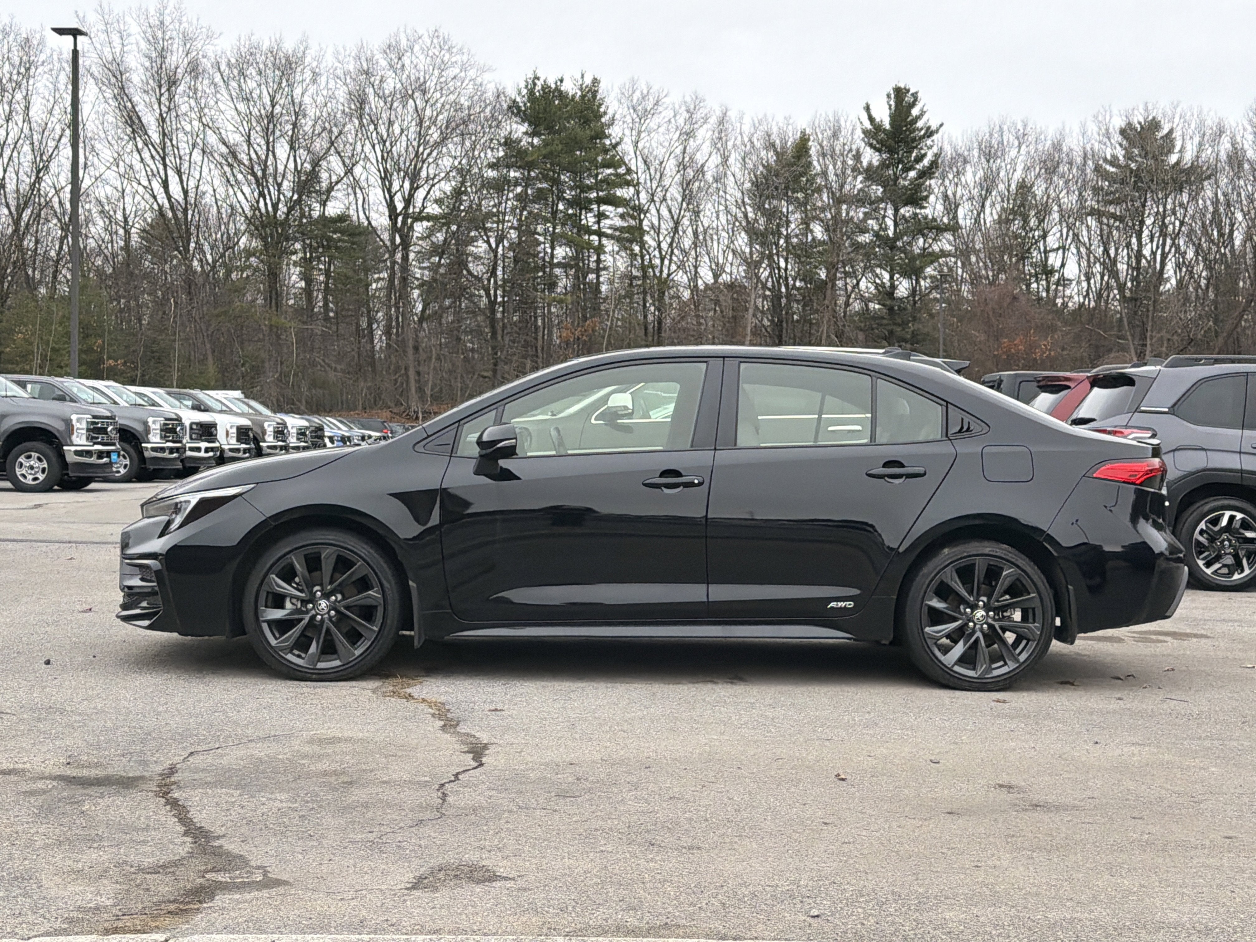 2025 Toyota Corolla Hybrid SE