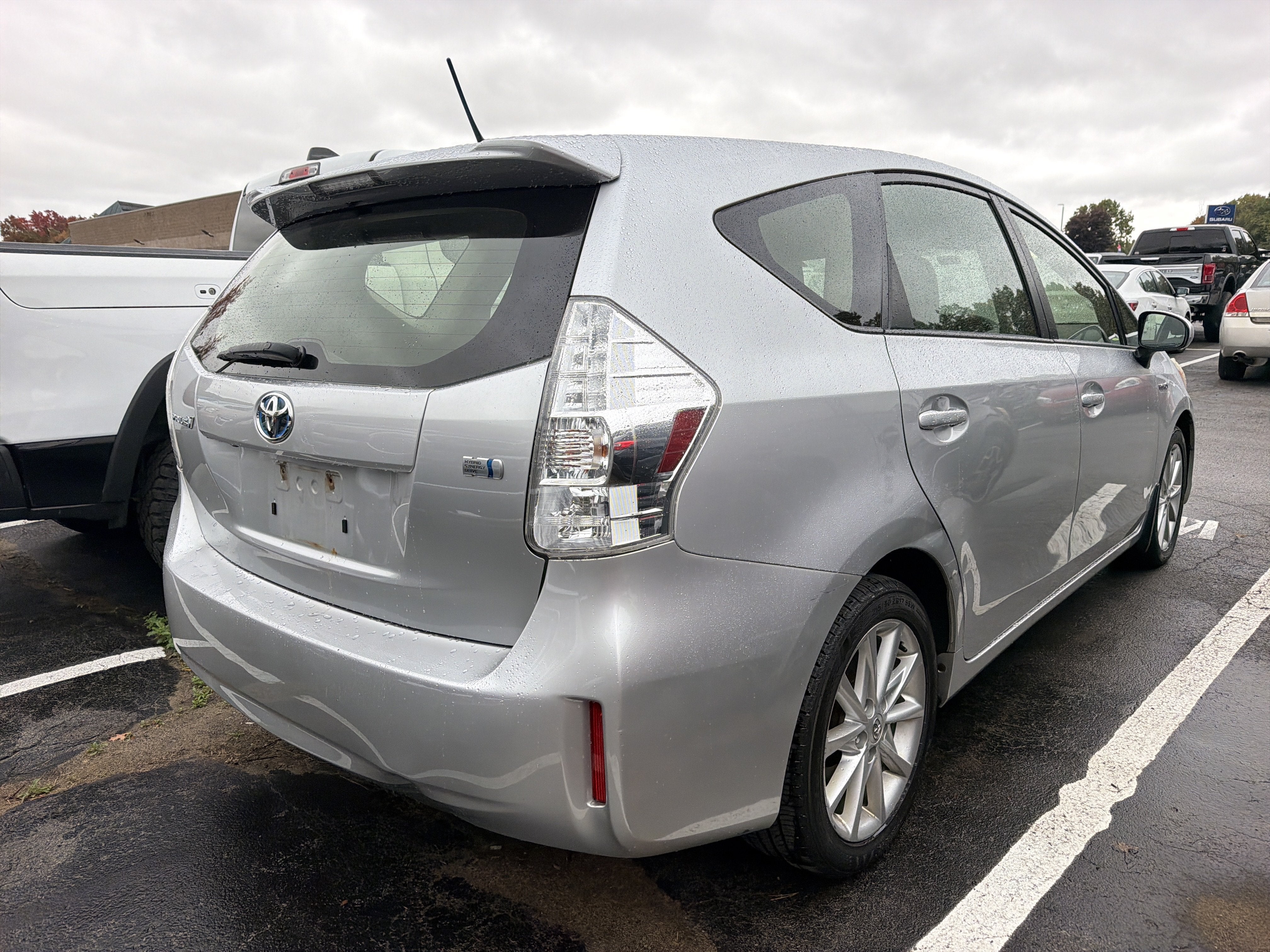 2013 Toyota Prius v Five