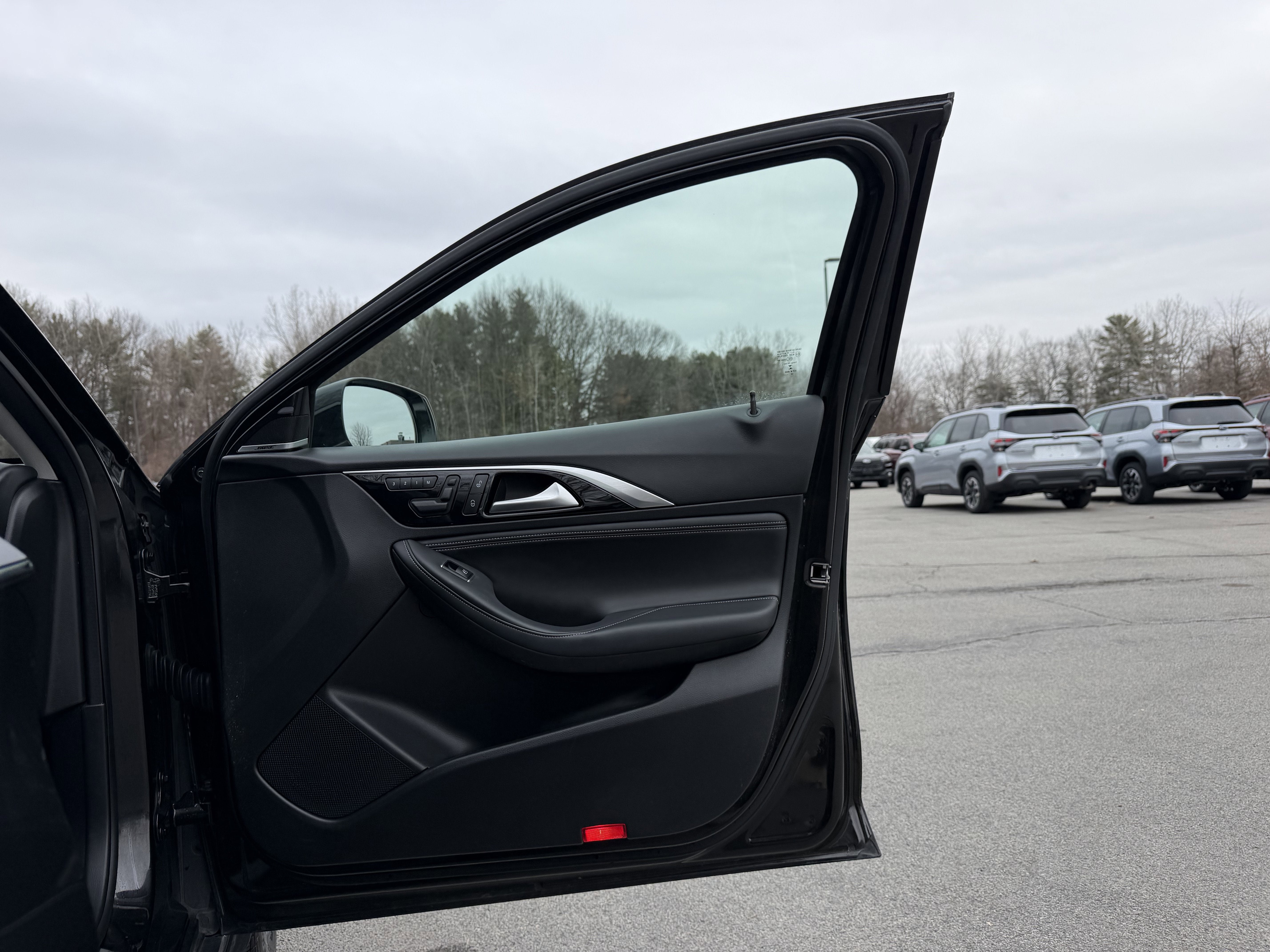 2019 INFINITI QX30 ESSENTIAL