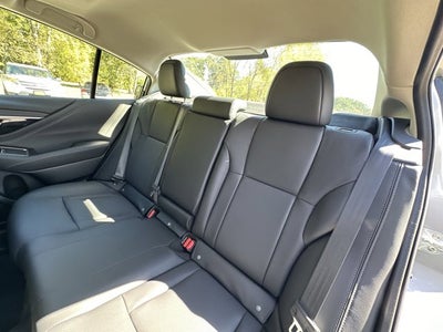 2025 Subaru LEGACY Limited