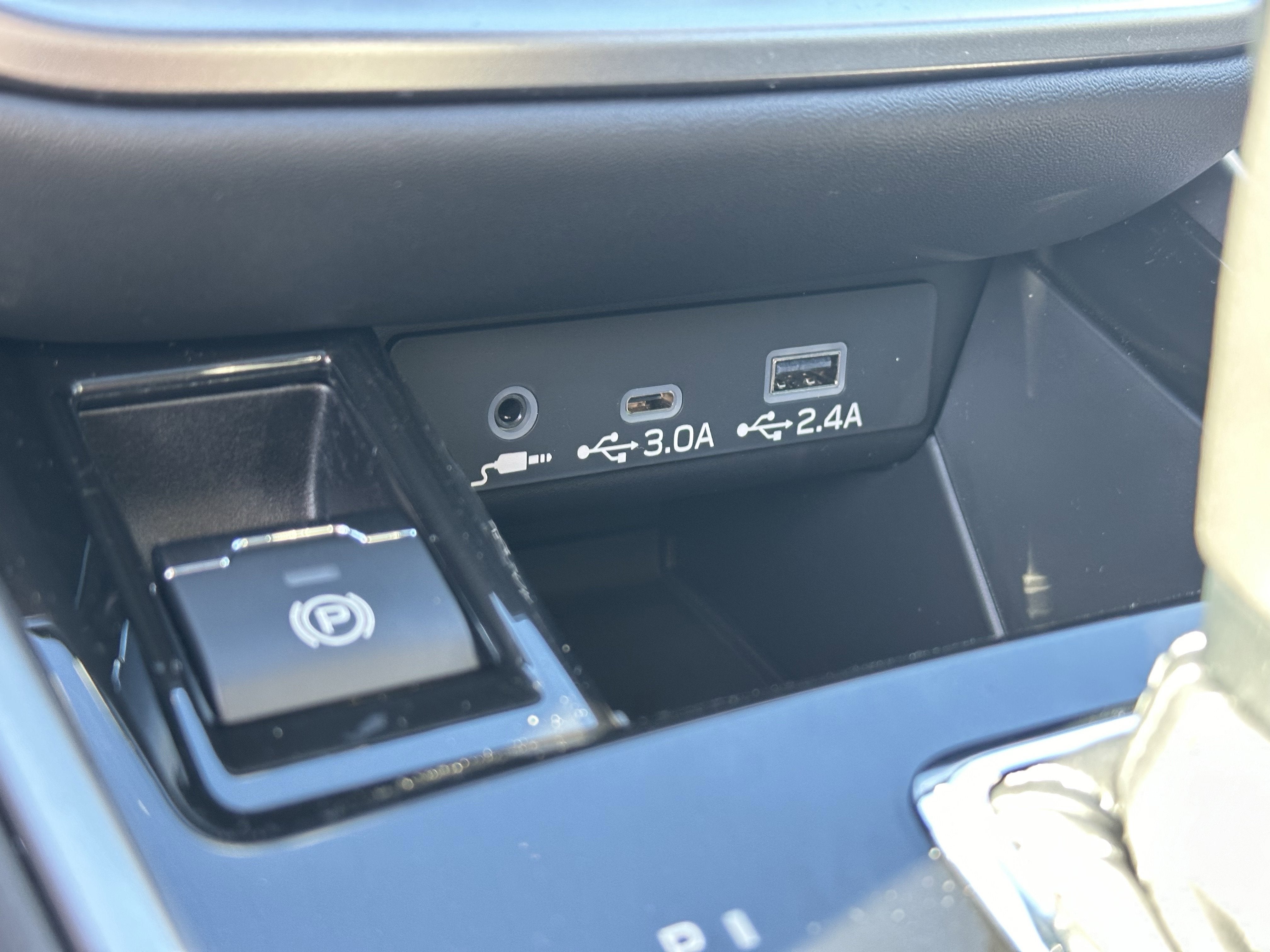 2025 Subaru LEGACY Limited