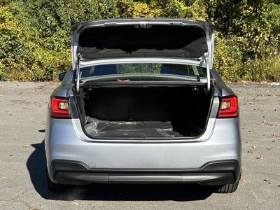 2025 Subaru LEGACY Limited