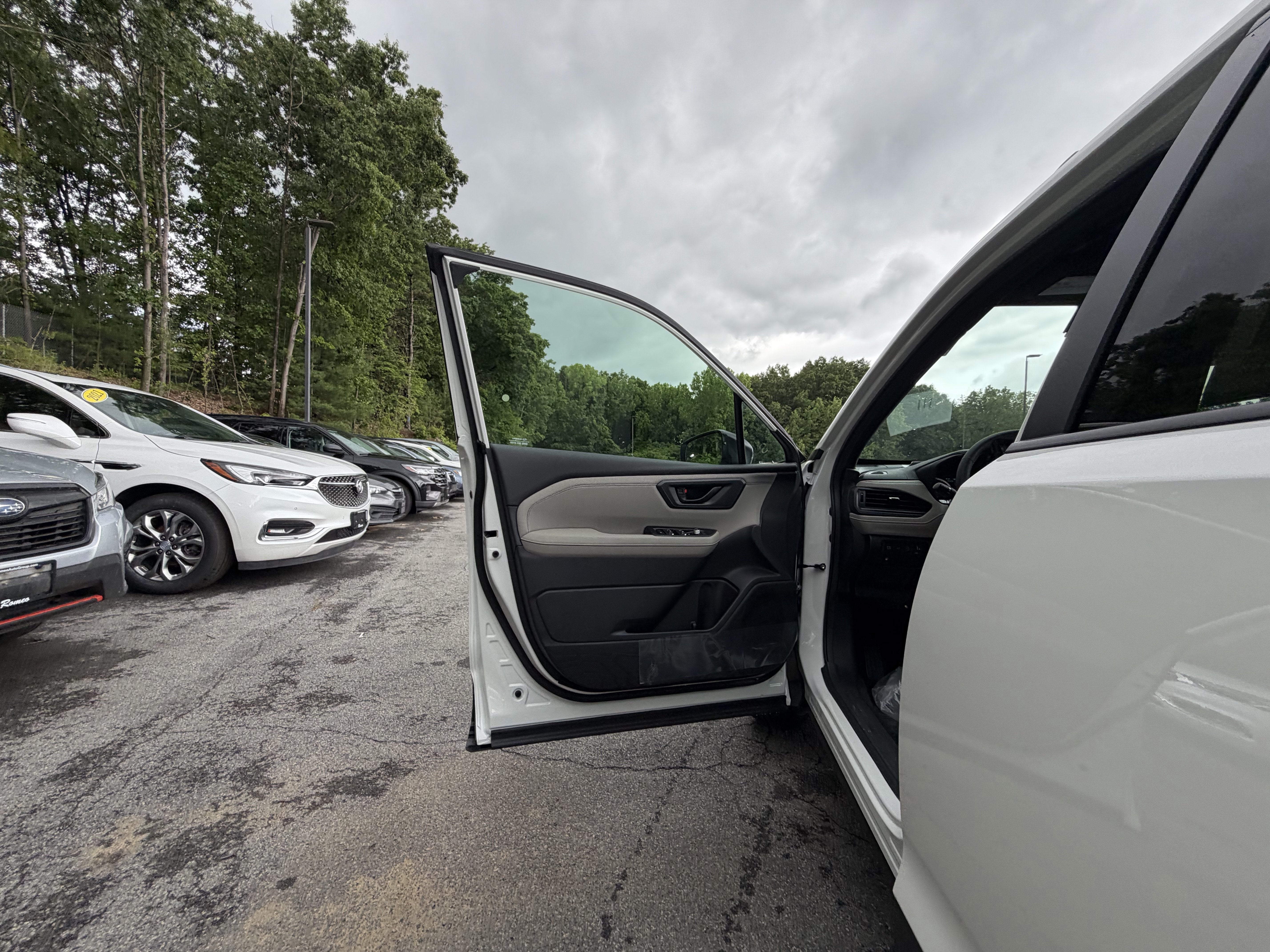 2026 Subaru FORESTER Premium Hybrid