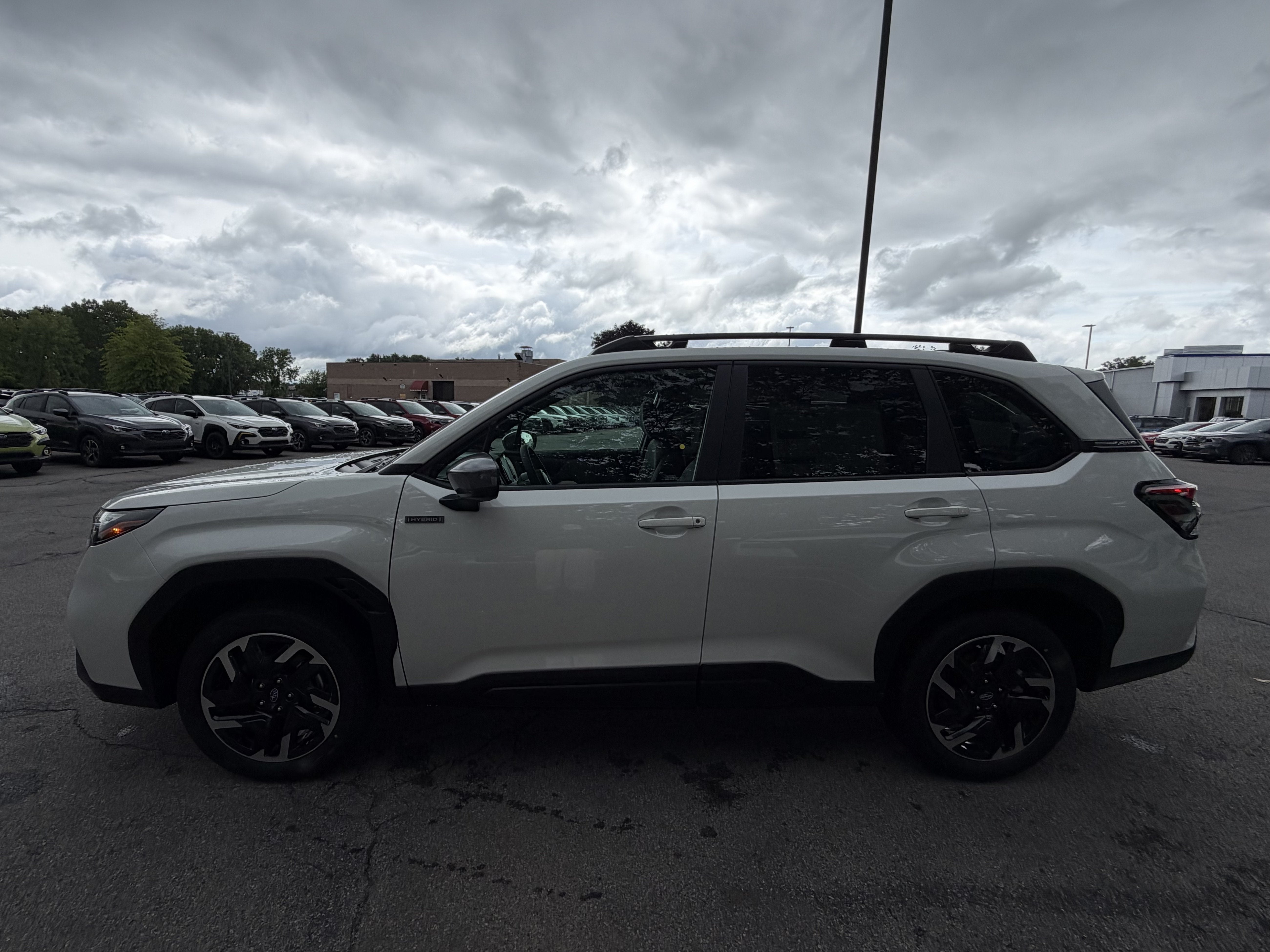 2026 Subaru FORESTER Premium Hybrid