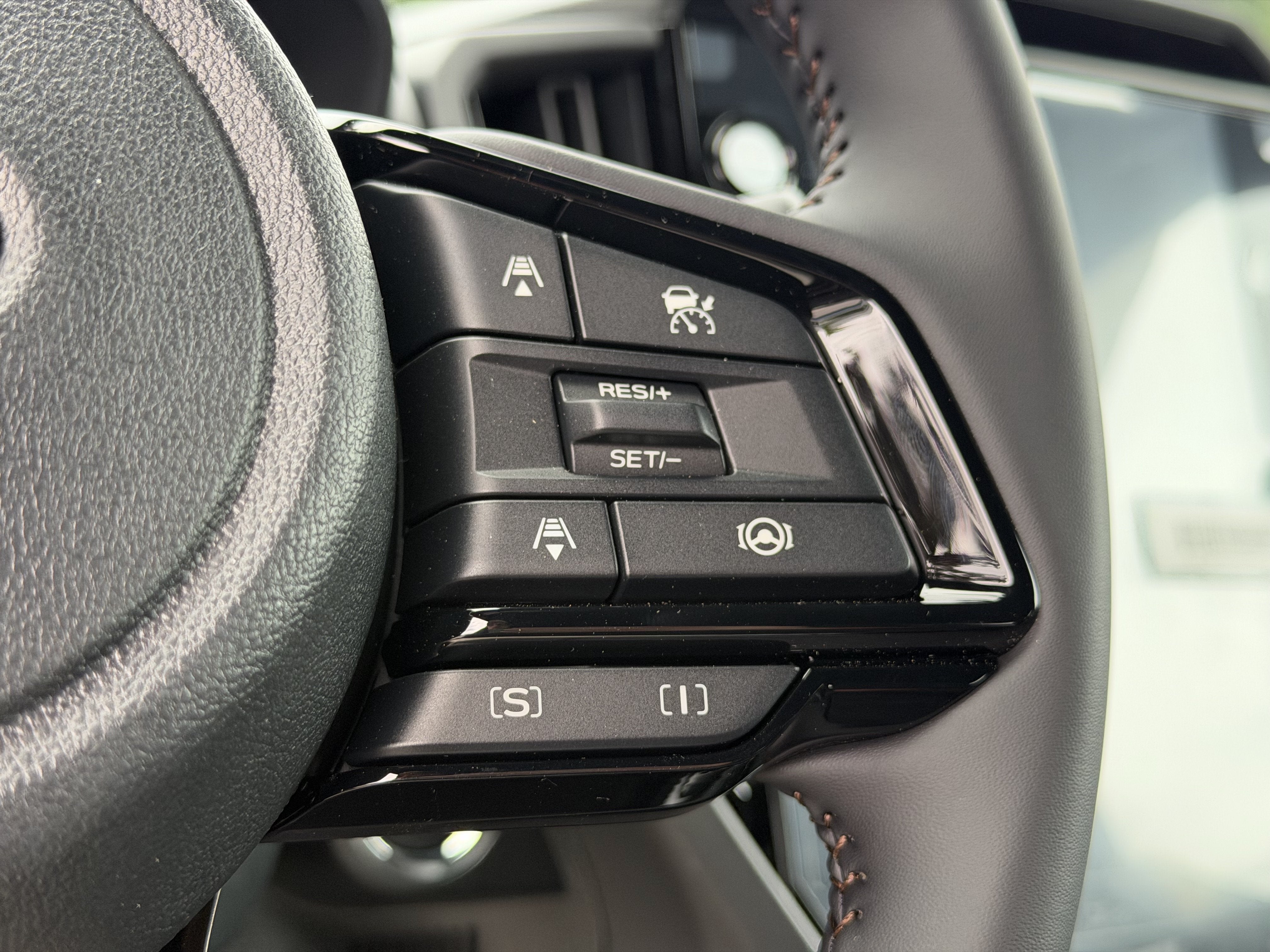 2026 Subaru FORESTER Sport Hybrid