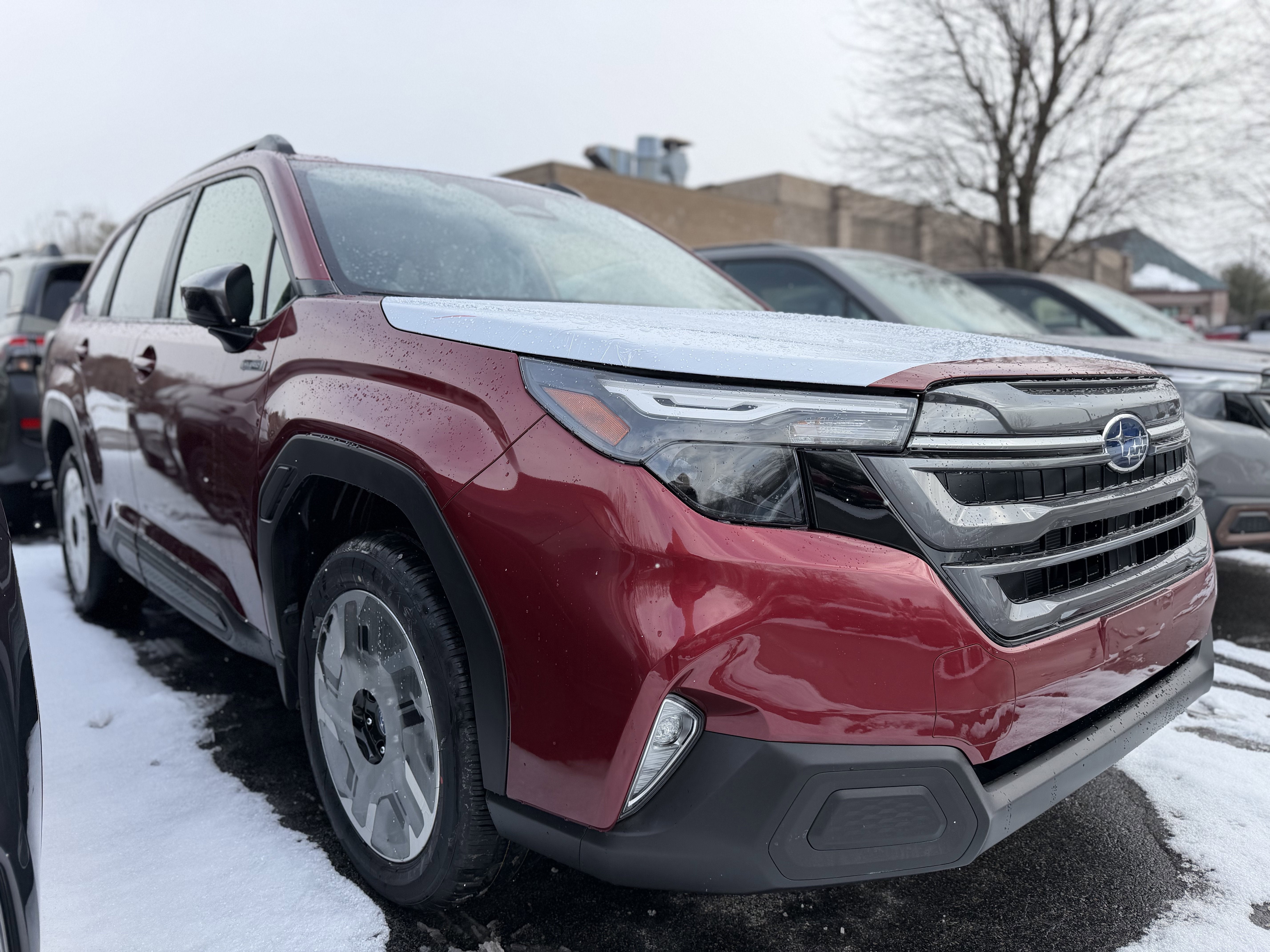 2025 Subaru FORESTER Premium Hybrid