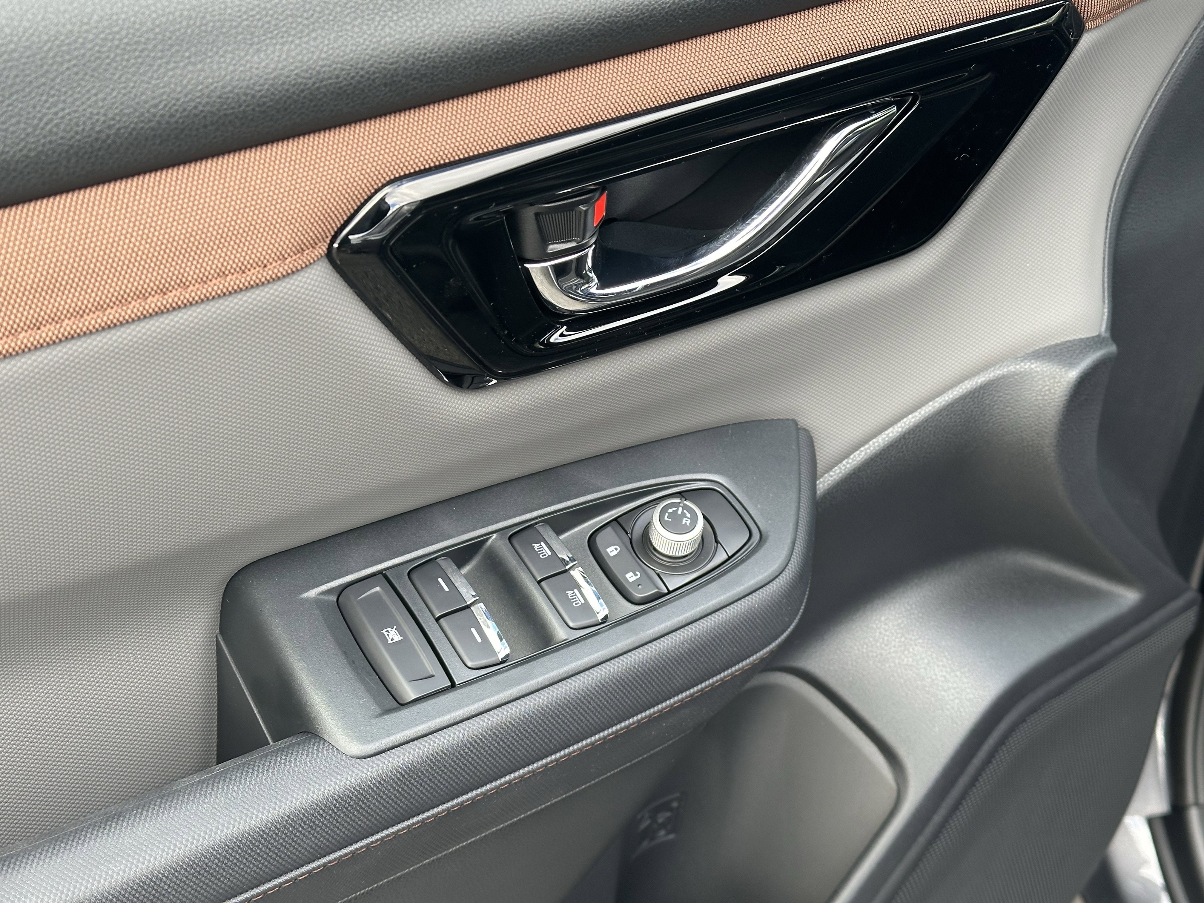 2025 Subaru FORESTER Sport Hybrid