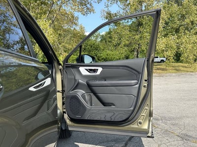 2025 Subaru FORESTER Limited Hybrid