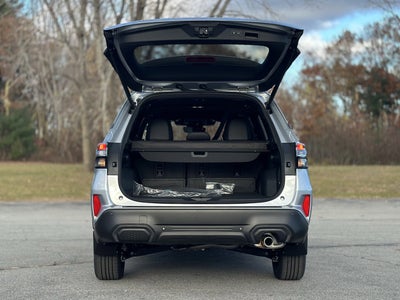 2025 Subaru FORESTER Limited Hybrid