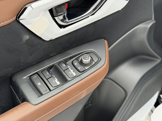 2025 Subaru FORESTER Touring Hybrid