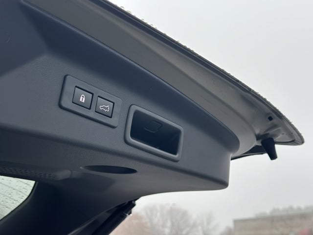 2025 Subaru FORESTER Touring Hybrid