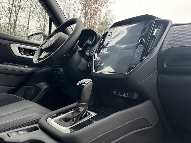 2025 Subaru FORESTER Touring Hybrid