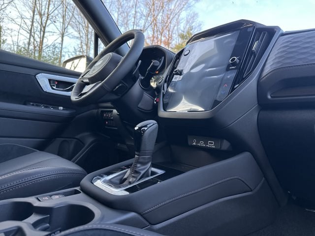 2025 Subaru FORESTER Touring Hybrid