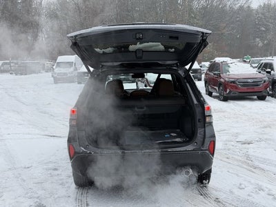 2025 Subaru FORESTER Touring Hybrid