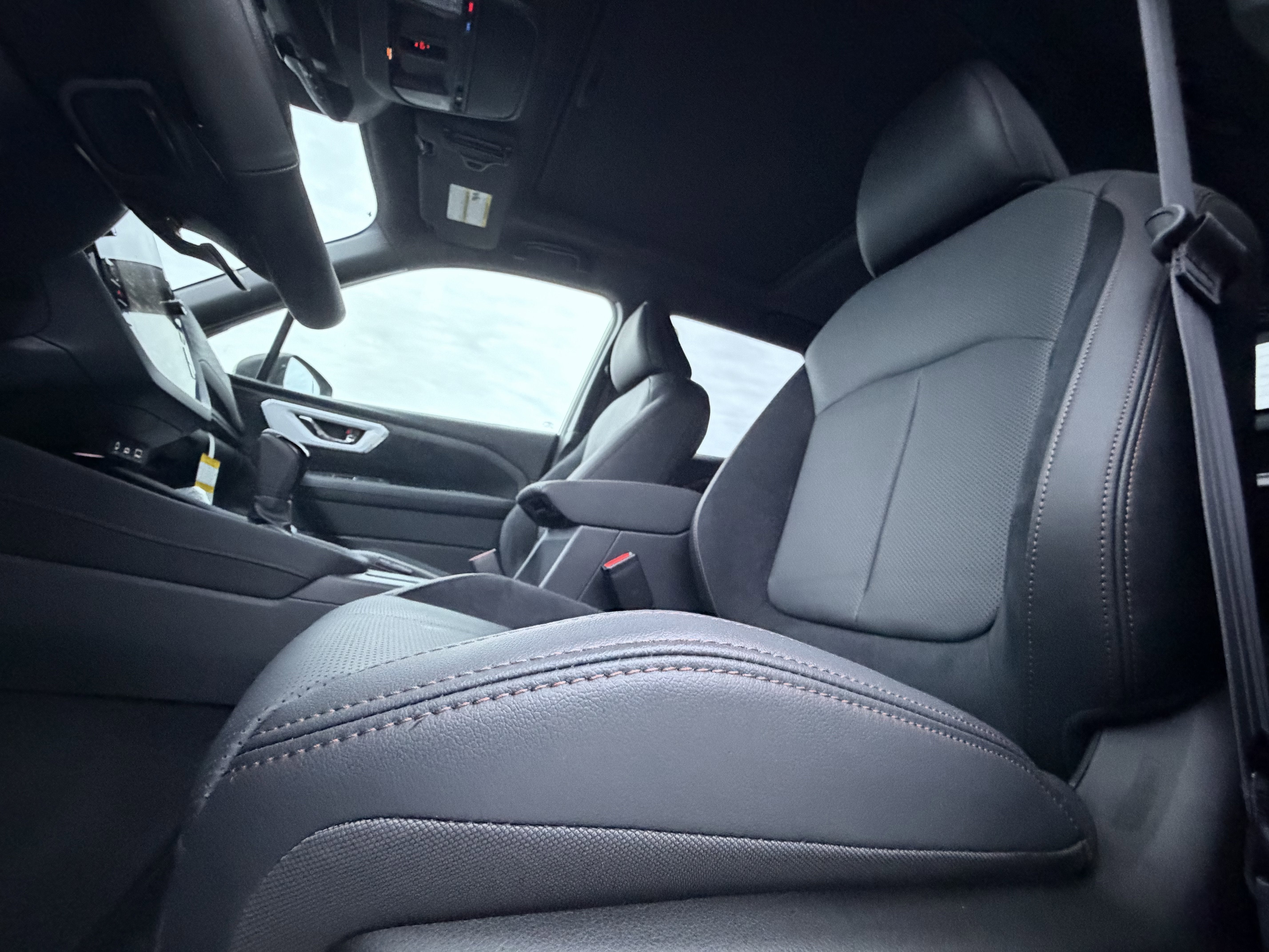 2025 Subaru FORESTER Touring Hybrid