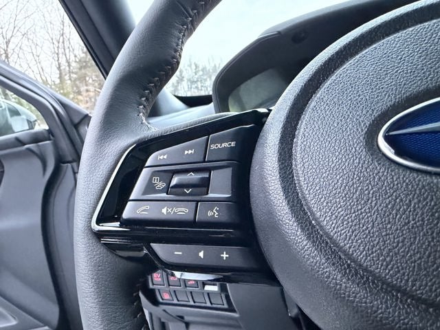 2025 Subaru FORESTER Touring Hybrid