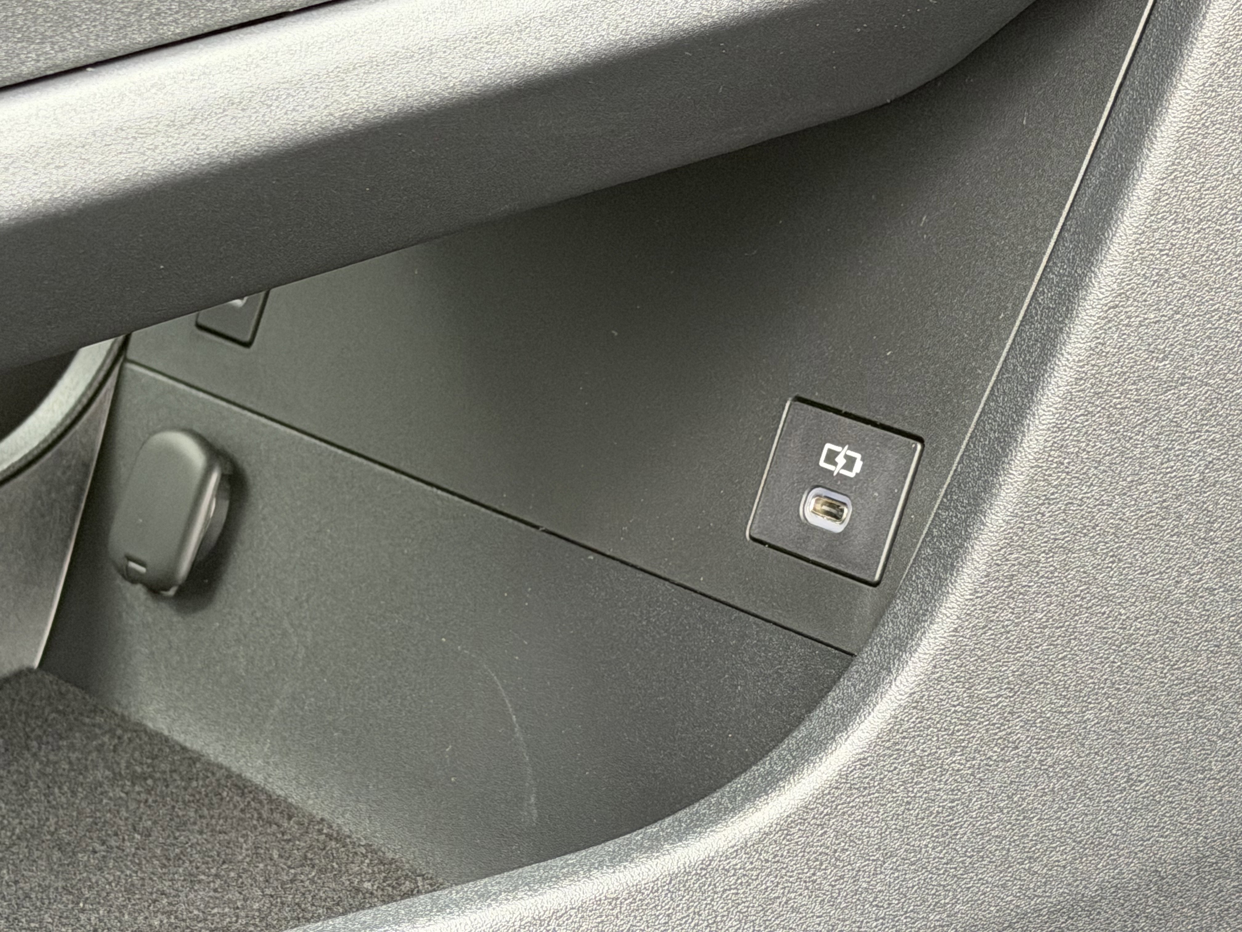 2026 Subaru UNCHARTED Sport