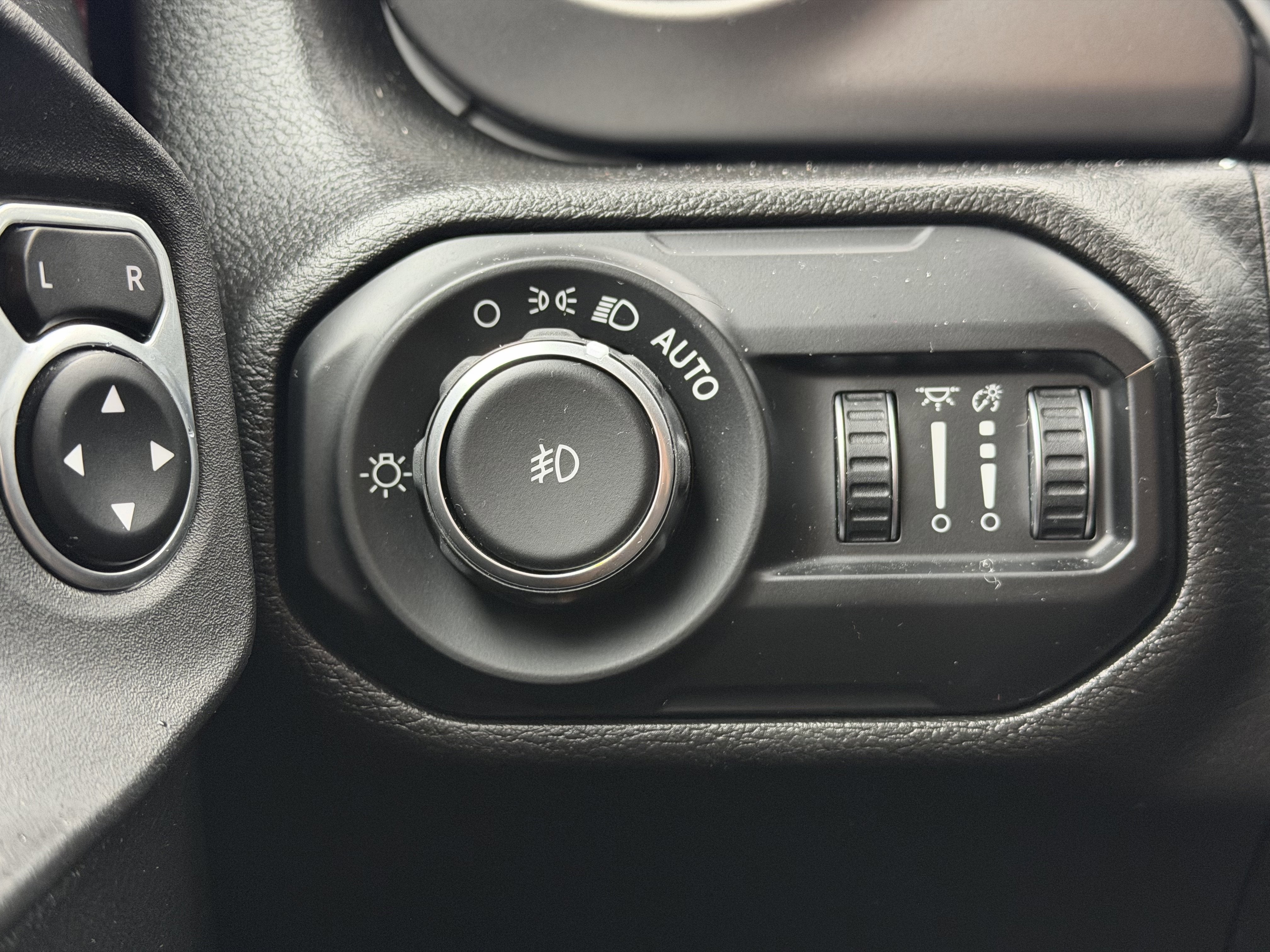 2021 Jeep Wrangler Sport S