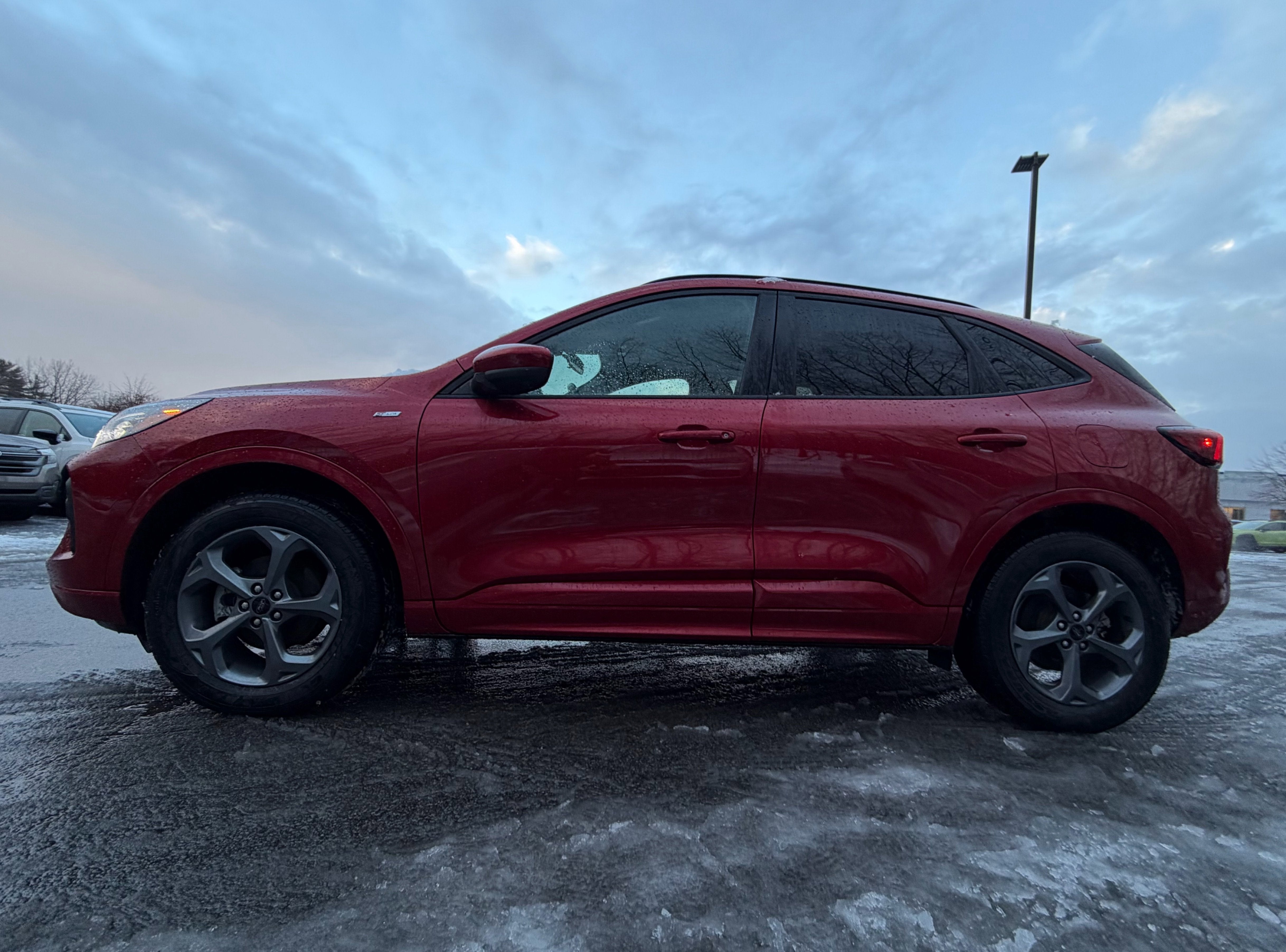 2023 Ford Escape Hybrid ST-Line Select