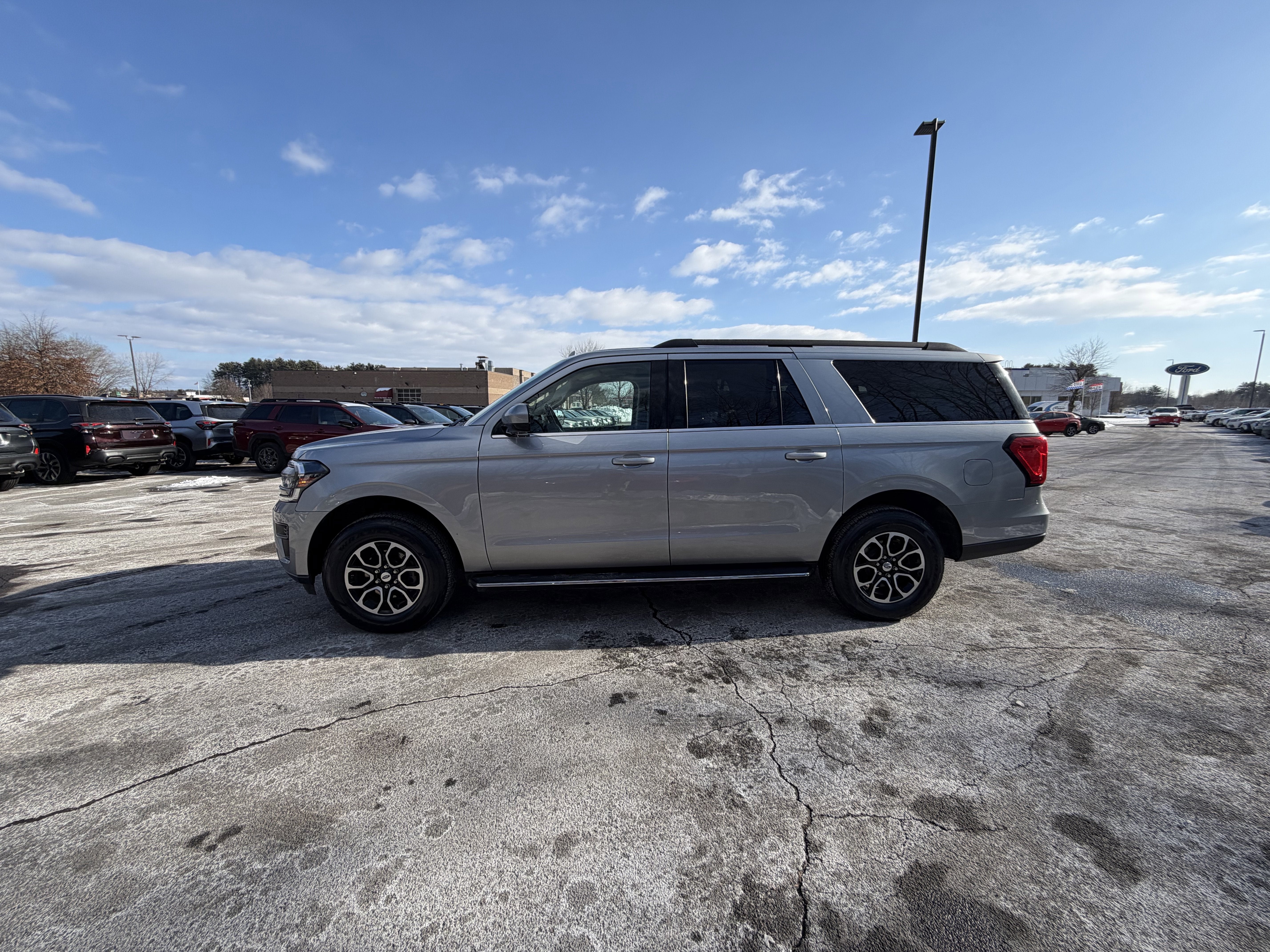 2022 Ford Expedition Max XLT