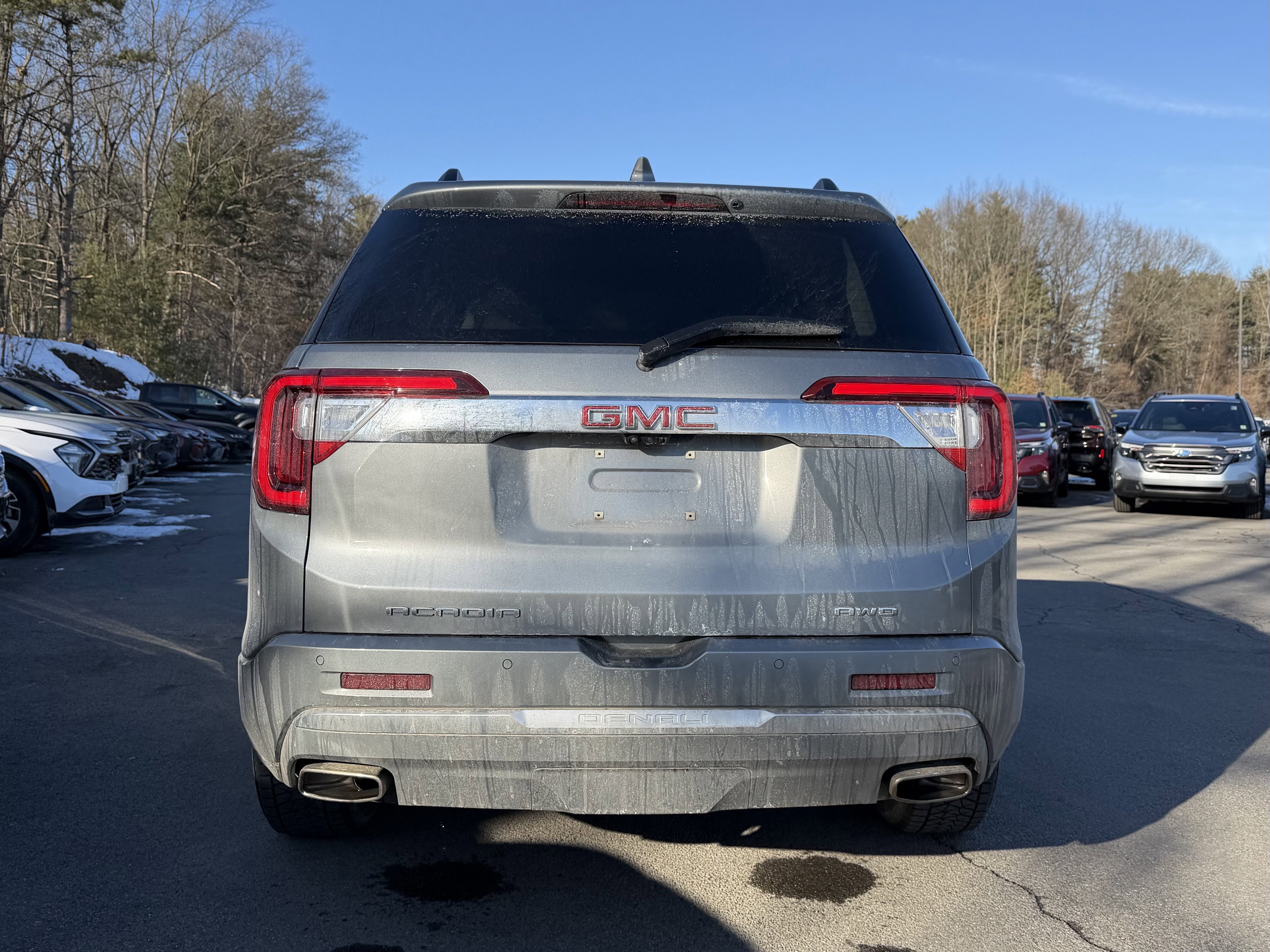 2023 GMC Acadia Denali