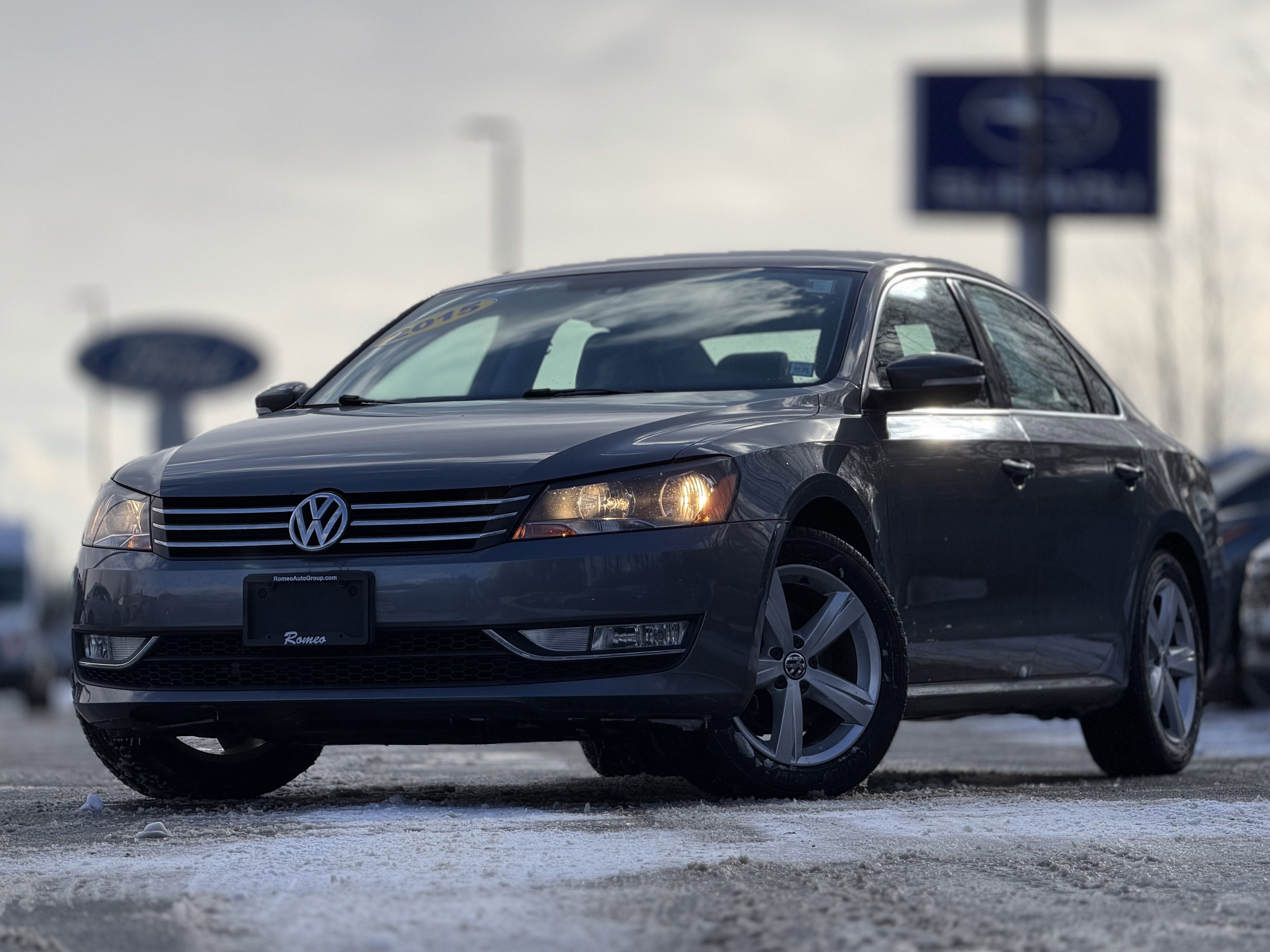 2015 Volkswagen Passat 1.8T Limited Edition